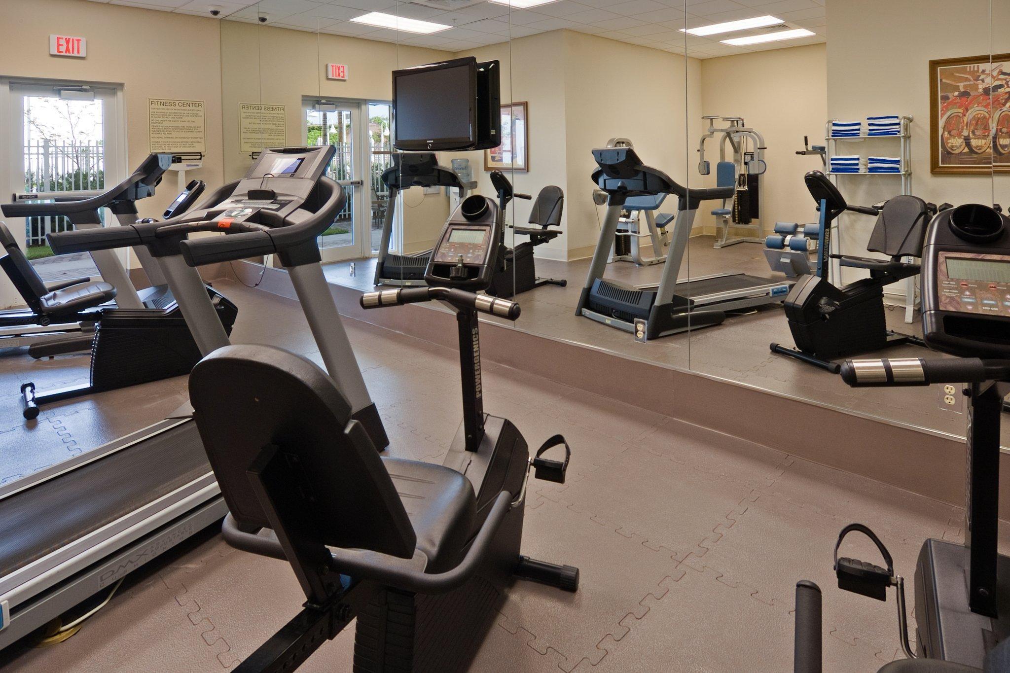 Express & Miami By Ihg Hotel Kendall