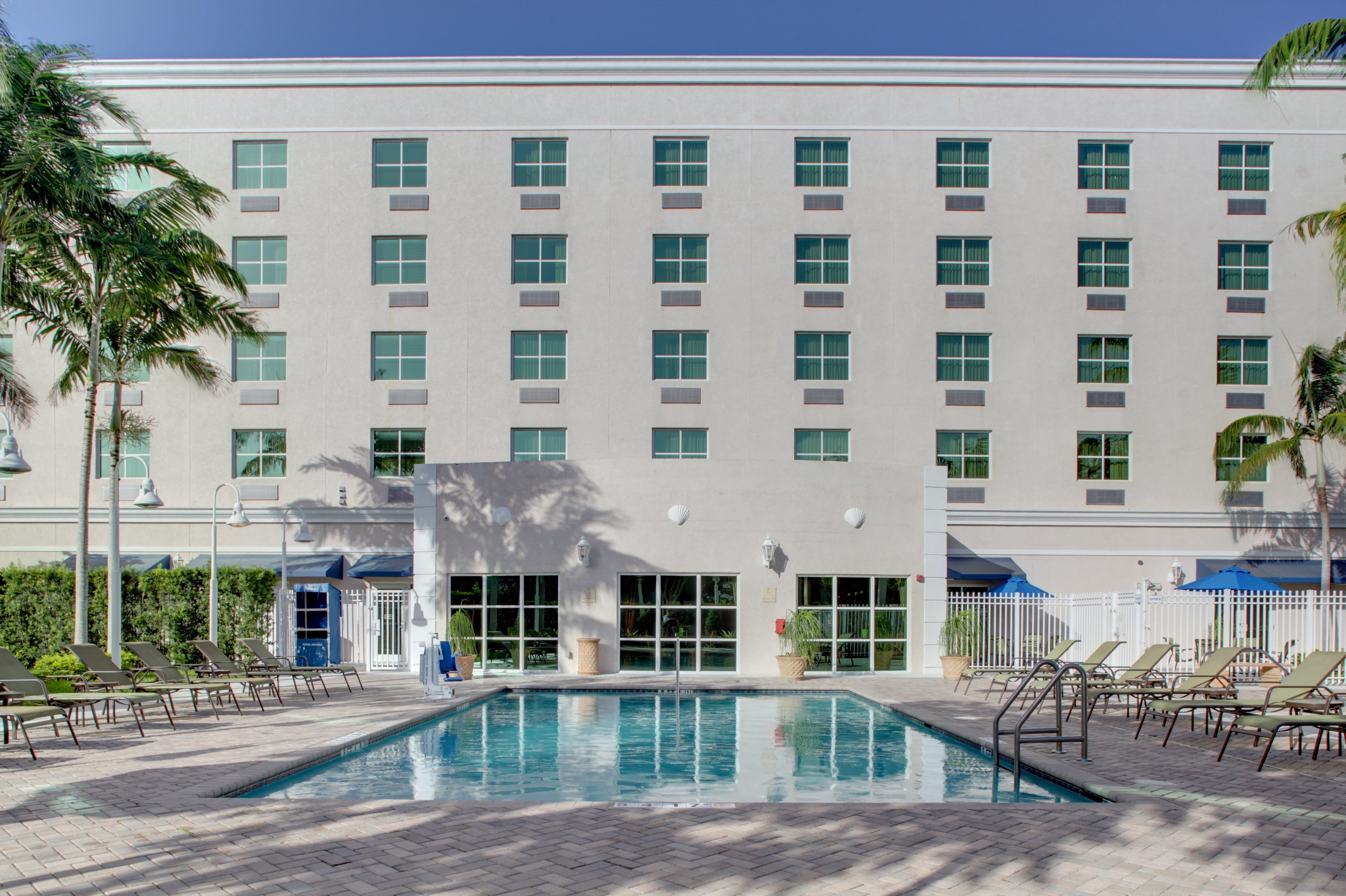 Express & Miami By Ihg Hotel Kendall