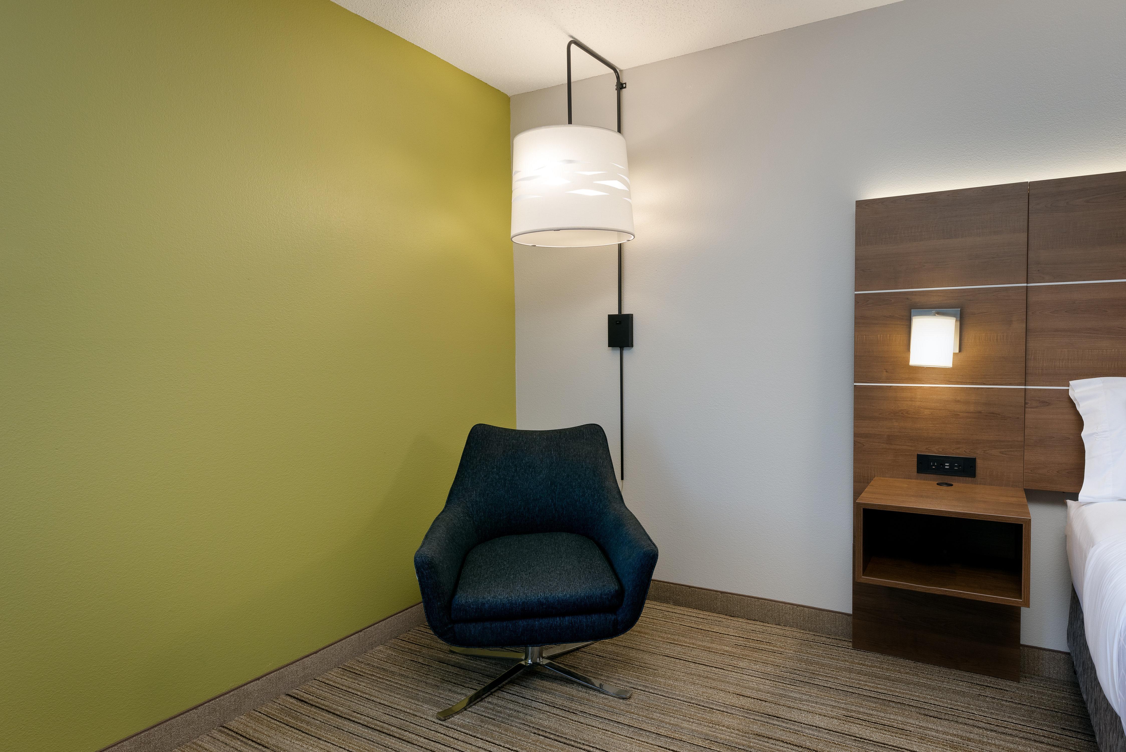 Hotel Express & East I-10 By Ihg 2*