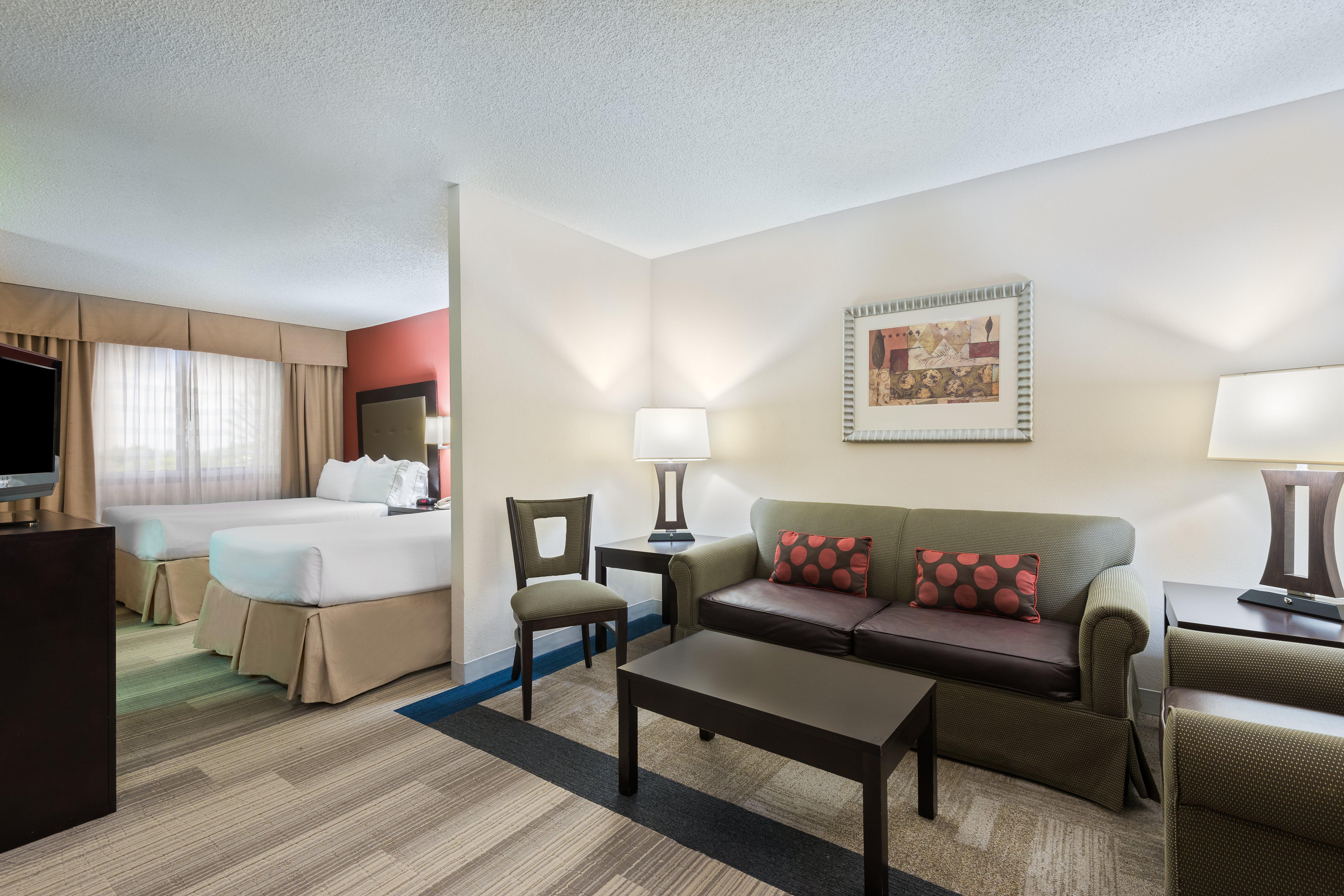 Express & East-miami By Ihg Hotel 2*