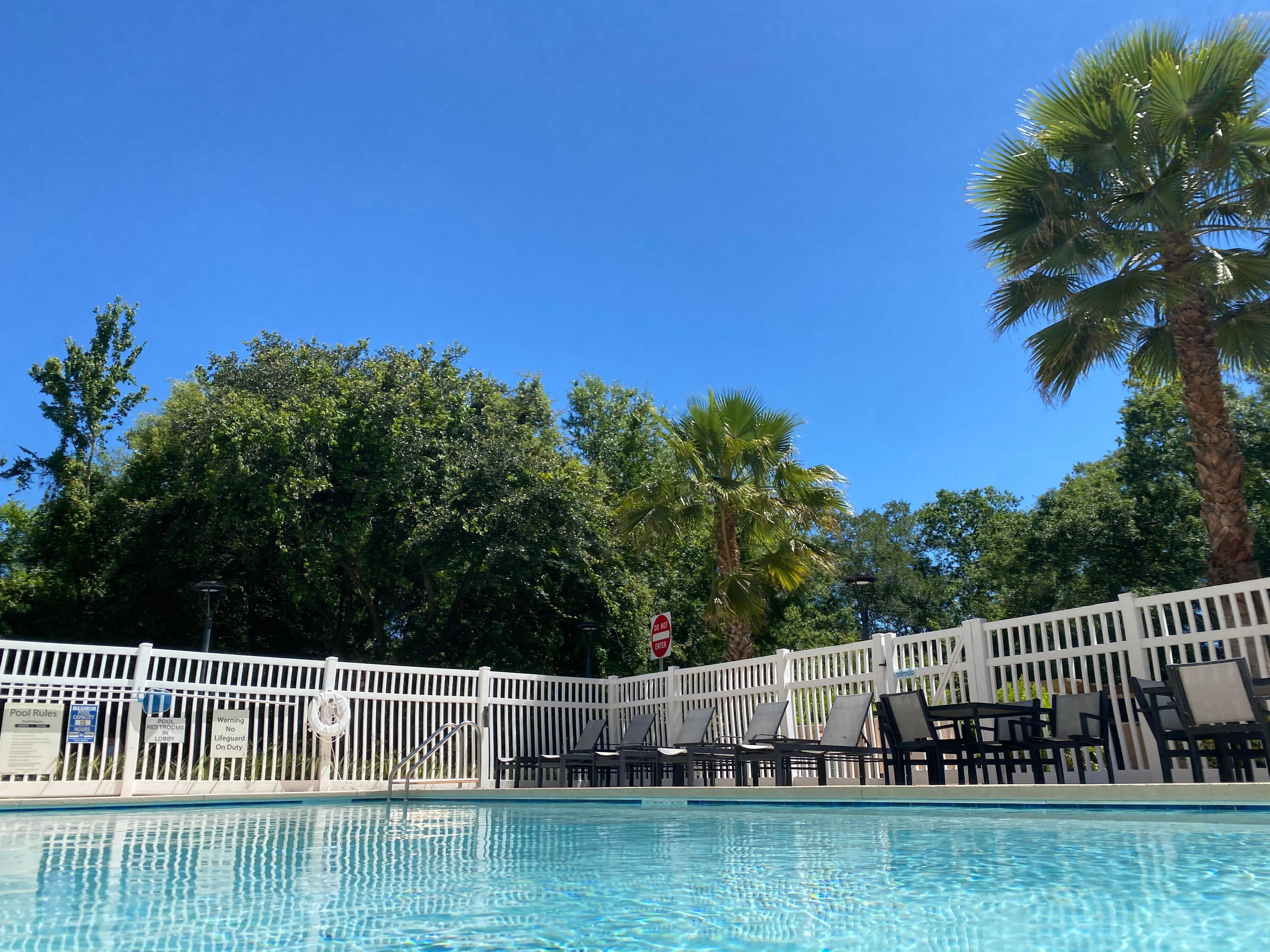 Express & Plant By Ihg 3* Plant City