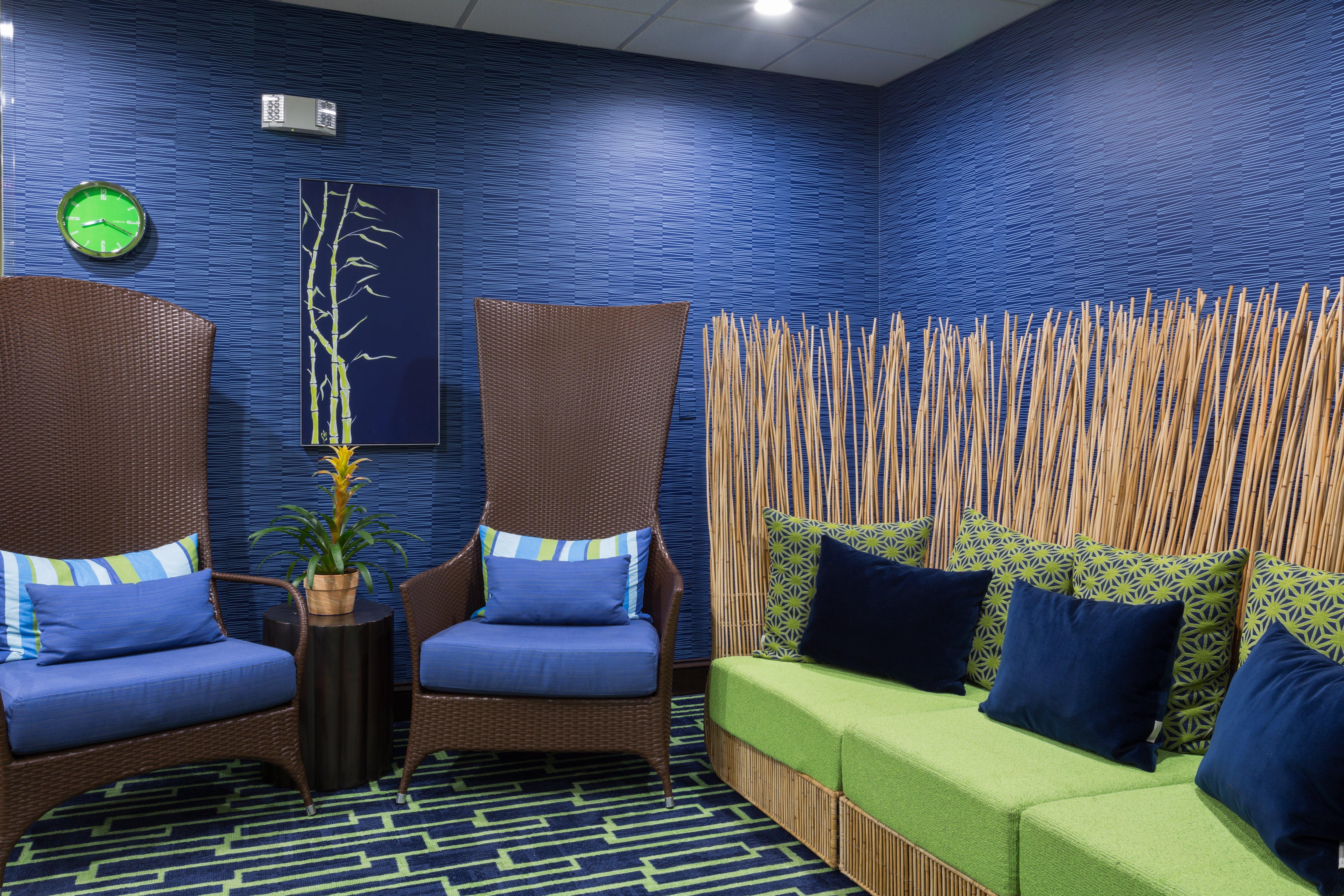 Express & Plant By Ihg Hotel 3*