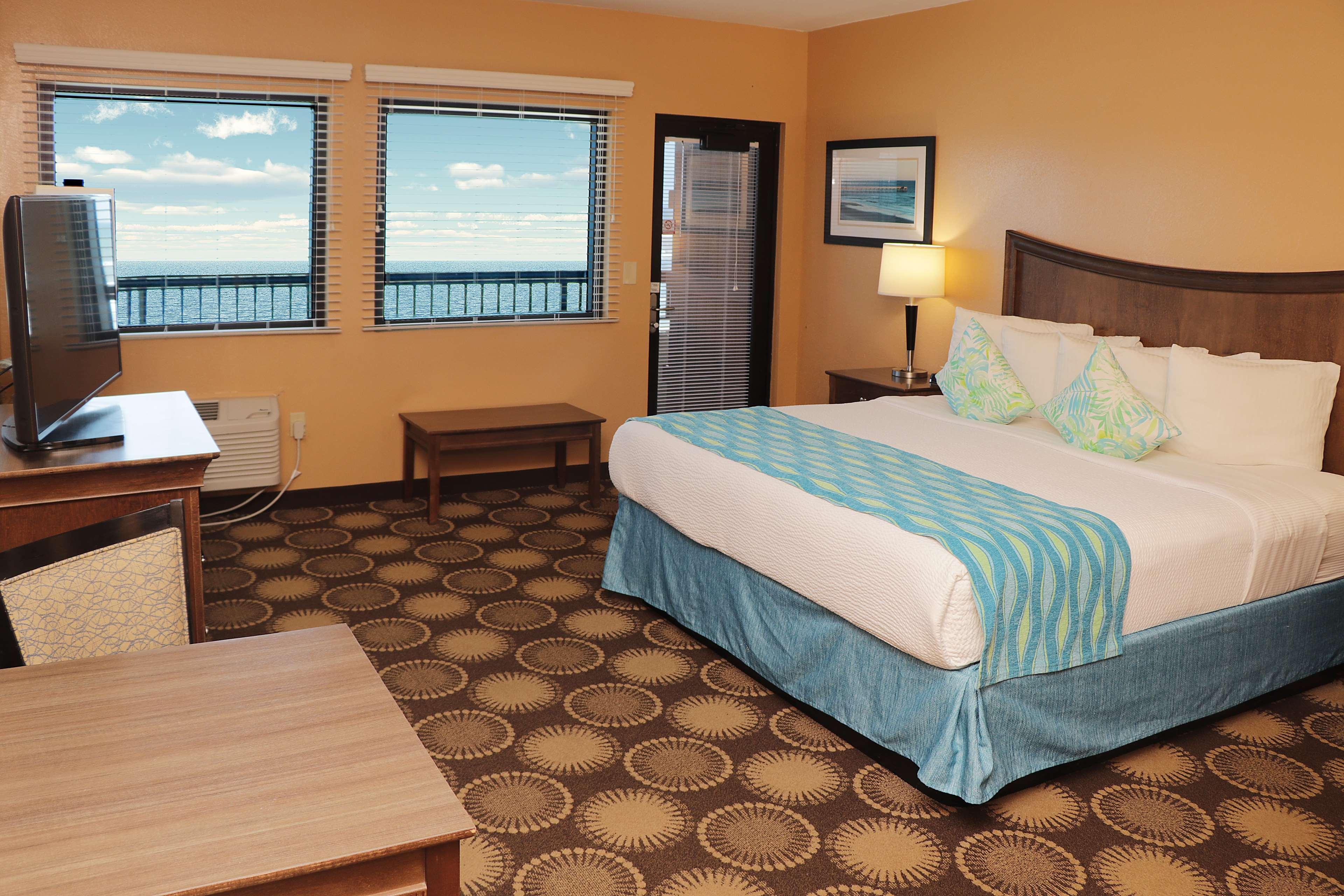 Western New Smyrna & Hotel