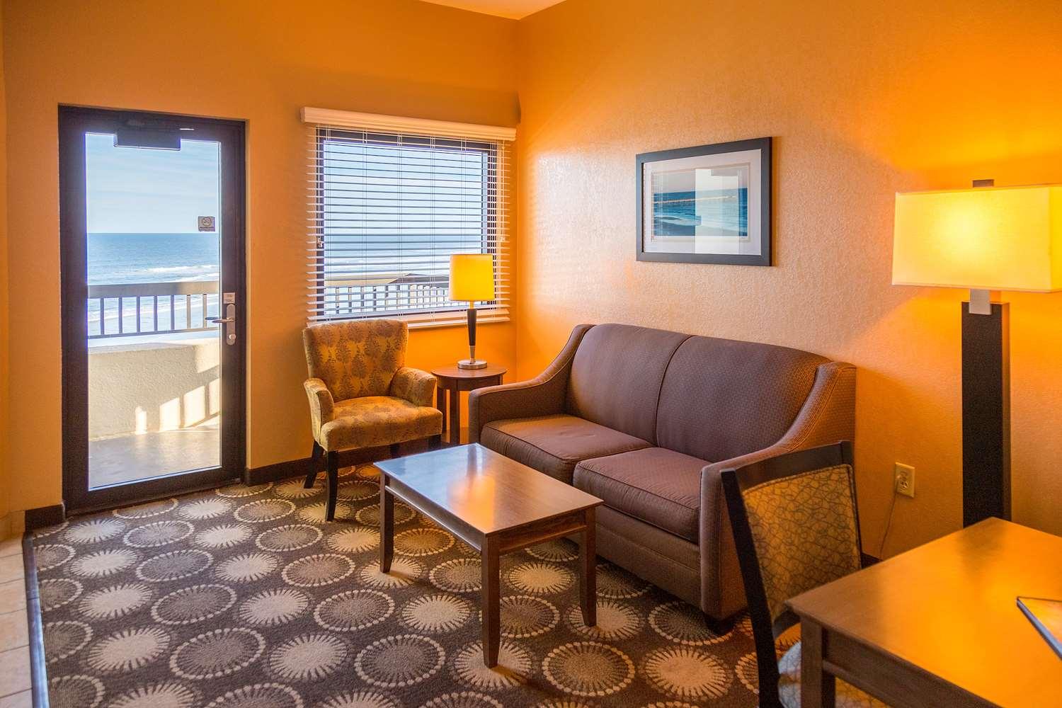 Western New Smyrna & Hotel
