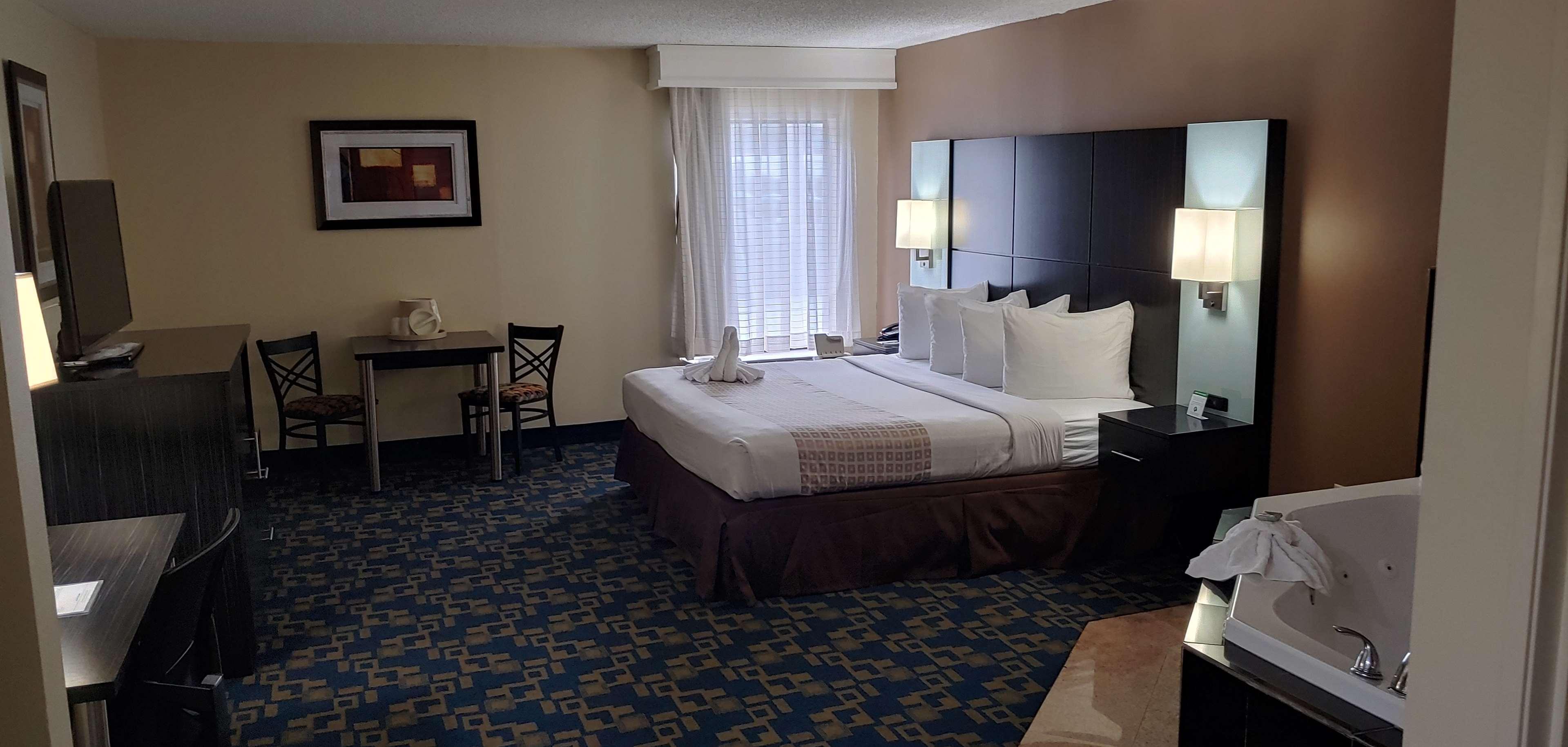 Inn Quality Jacksonville - Near Naval Air Station
