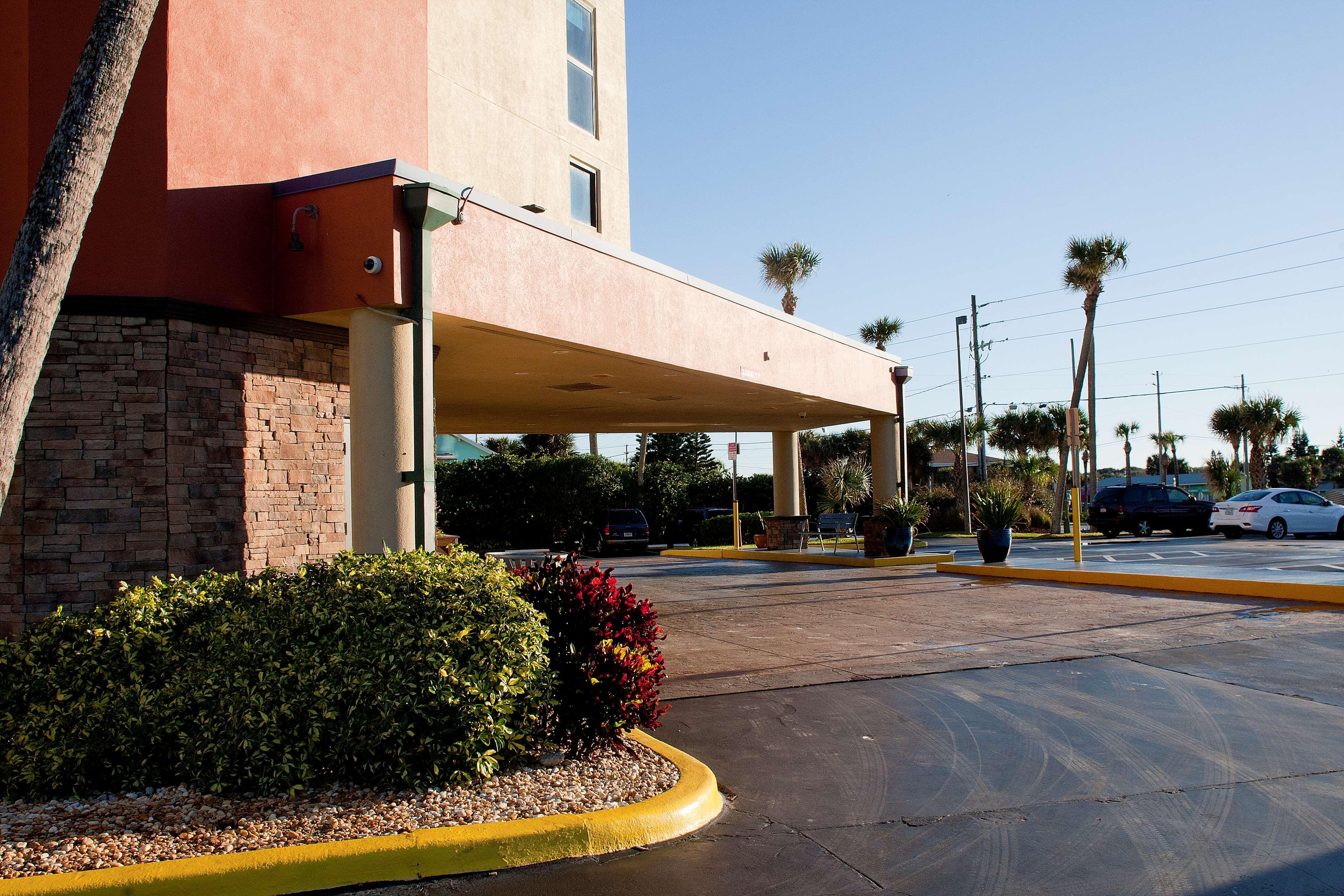Western New Smyrna & Hotel