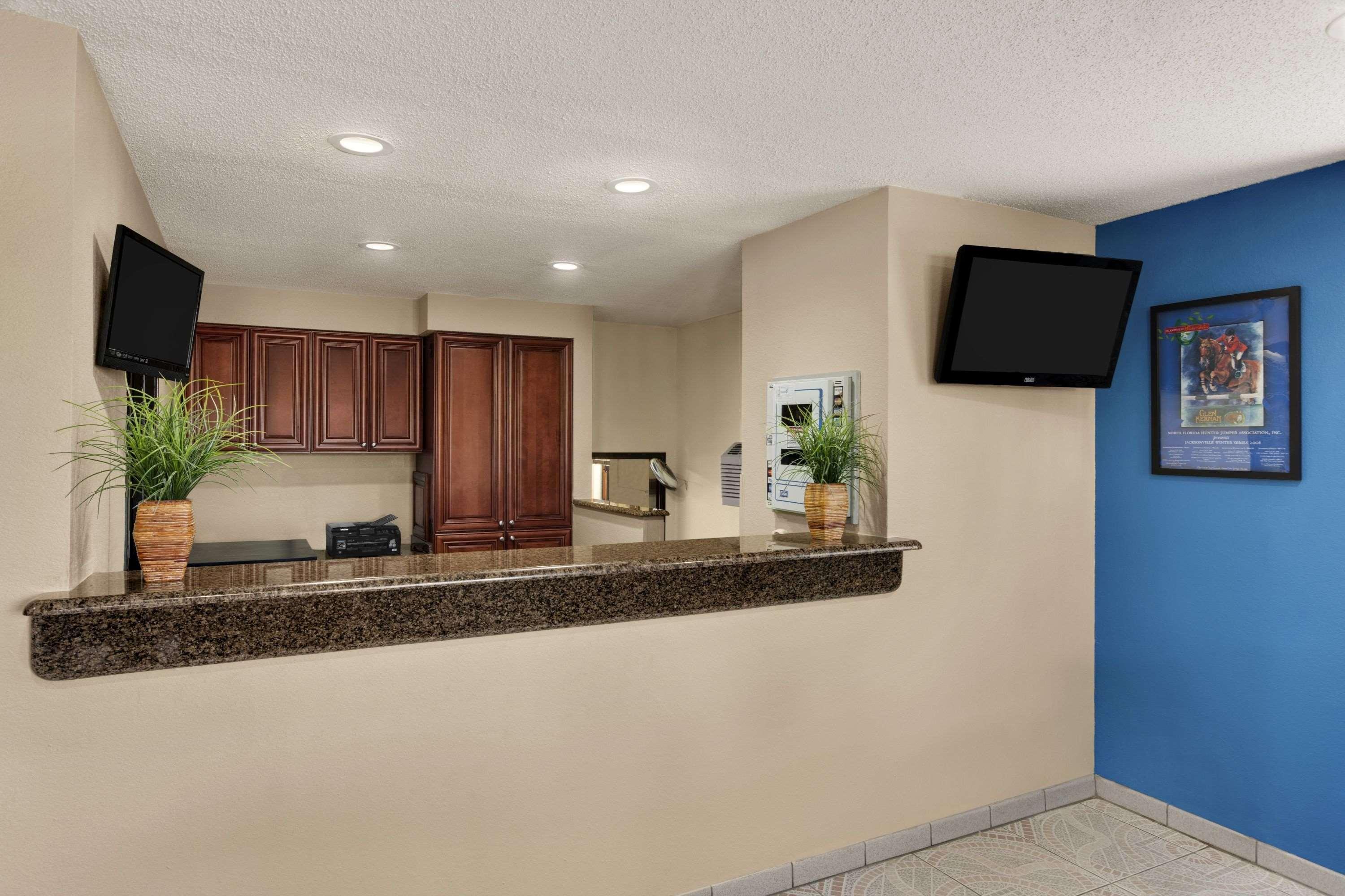 Days By Wyndham Orange Park/jacksonville 3*