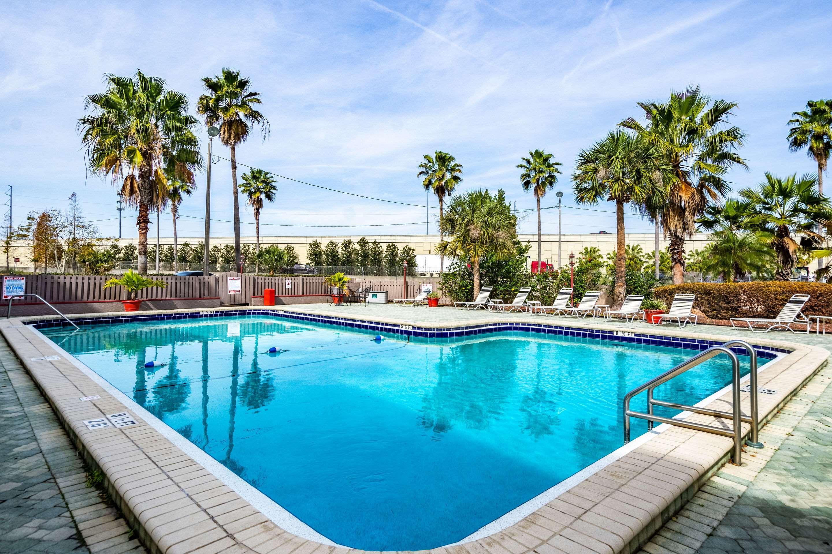 Lakeland Hotel Inn 2*