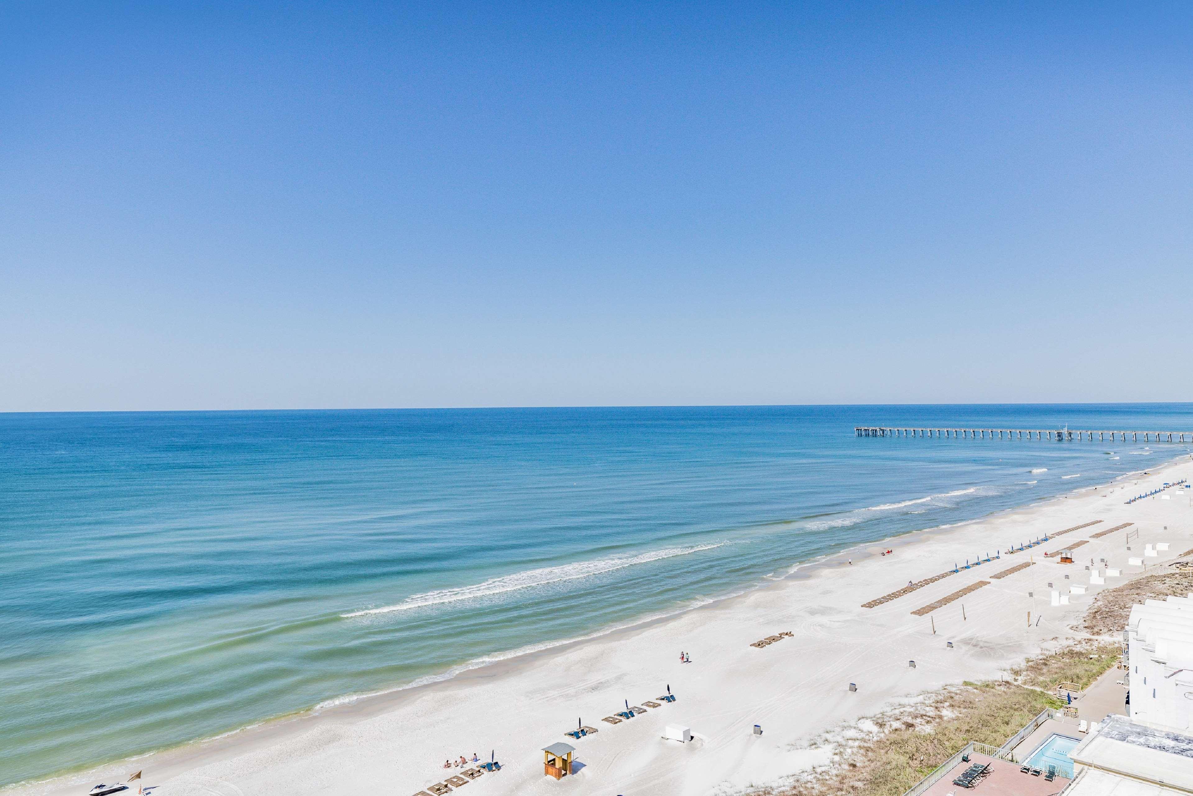 Hampton & Panama Beach-beachfront Hotel