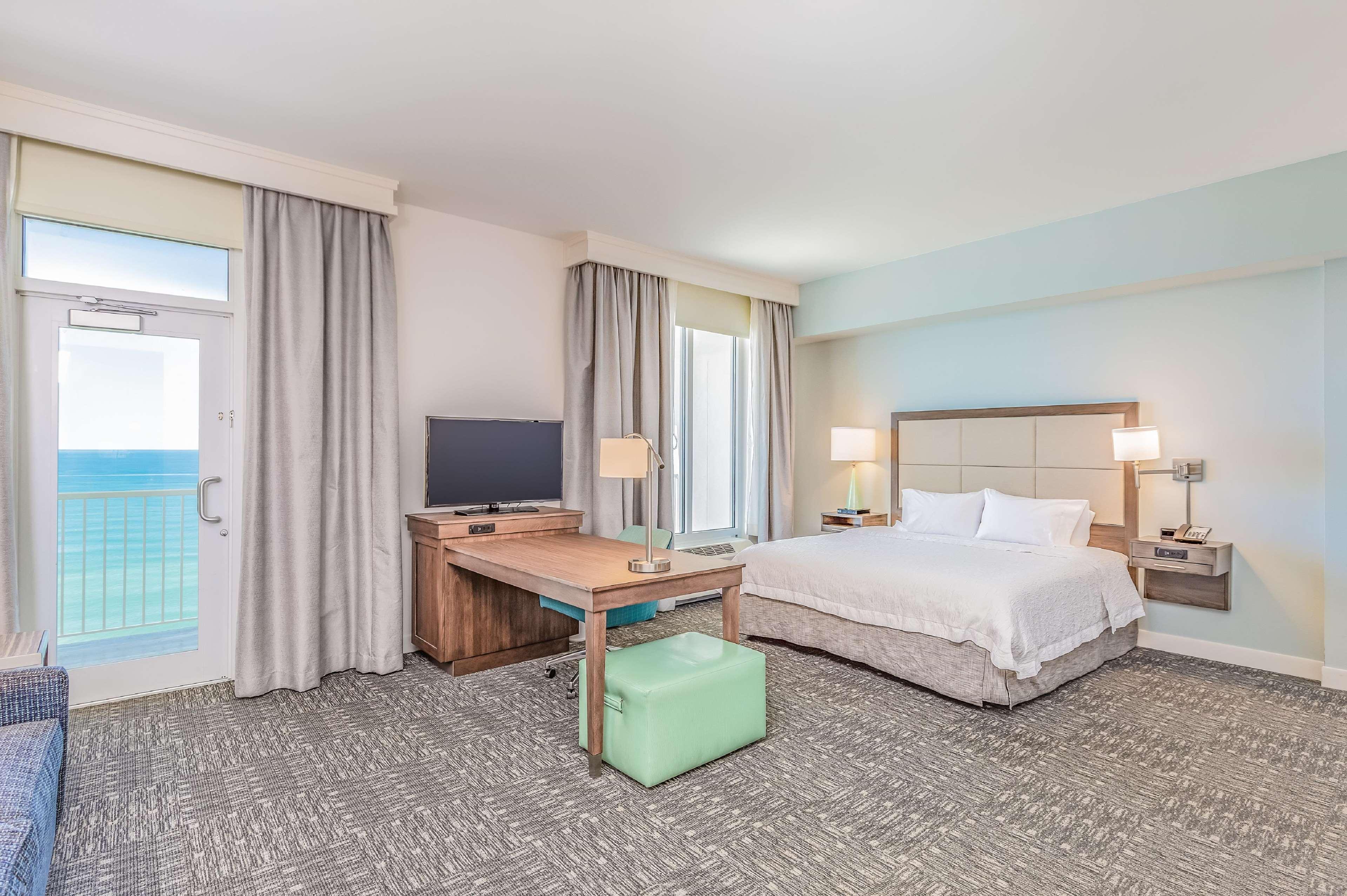 Hampton & Panama Beach-beachfront Hotel Panama City Beach