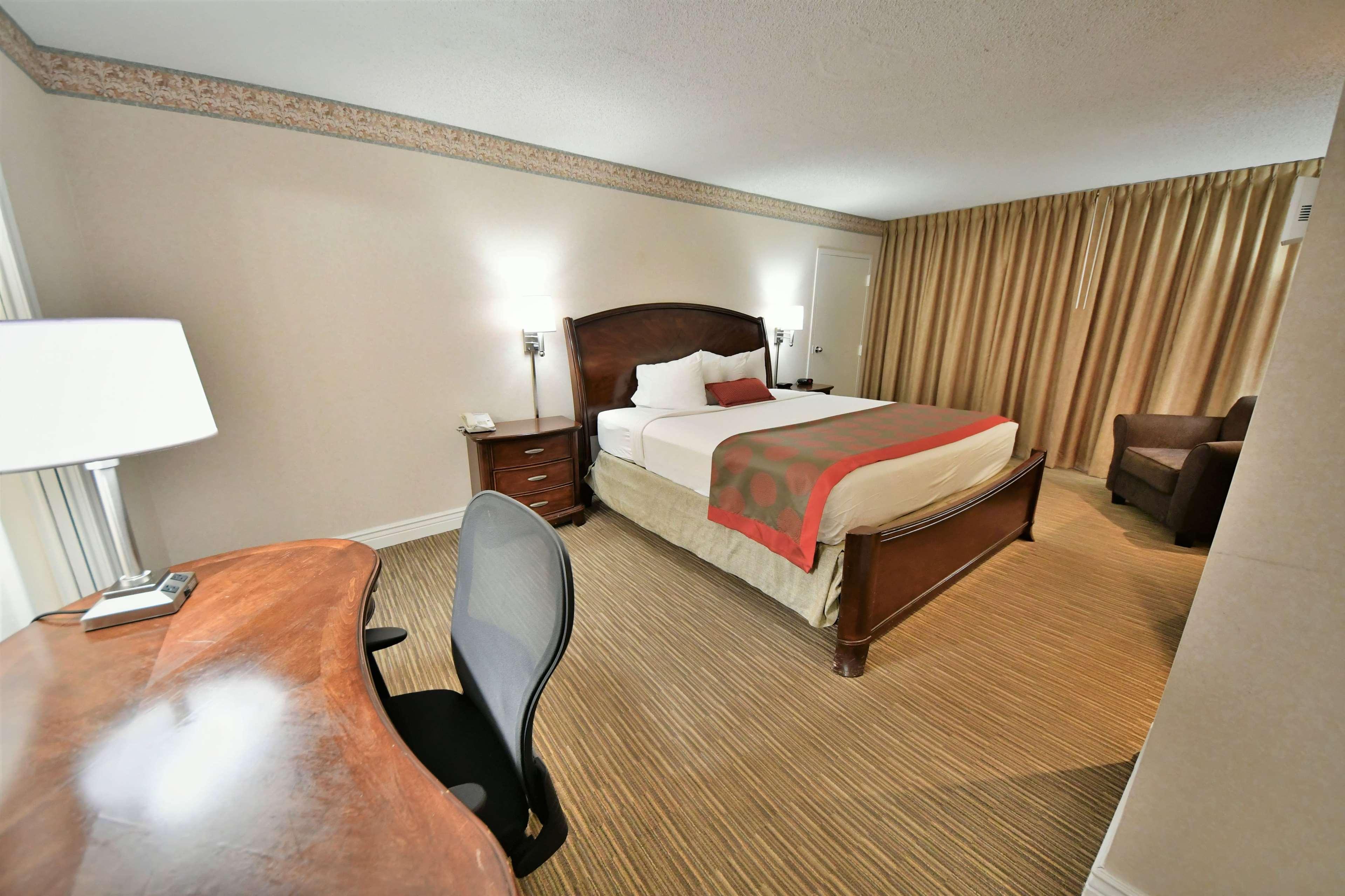 Hotel Ramada By Wyndham & Conference Center Jacksonville
