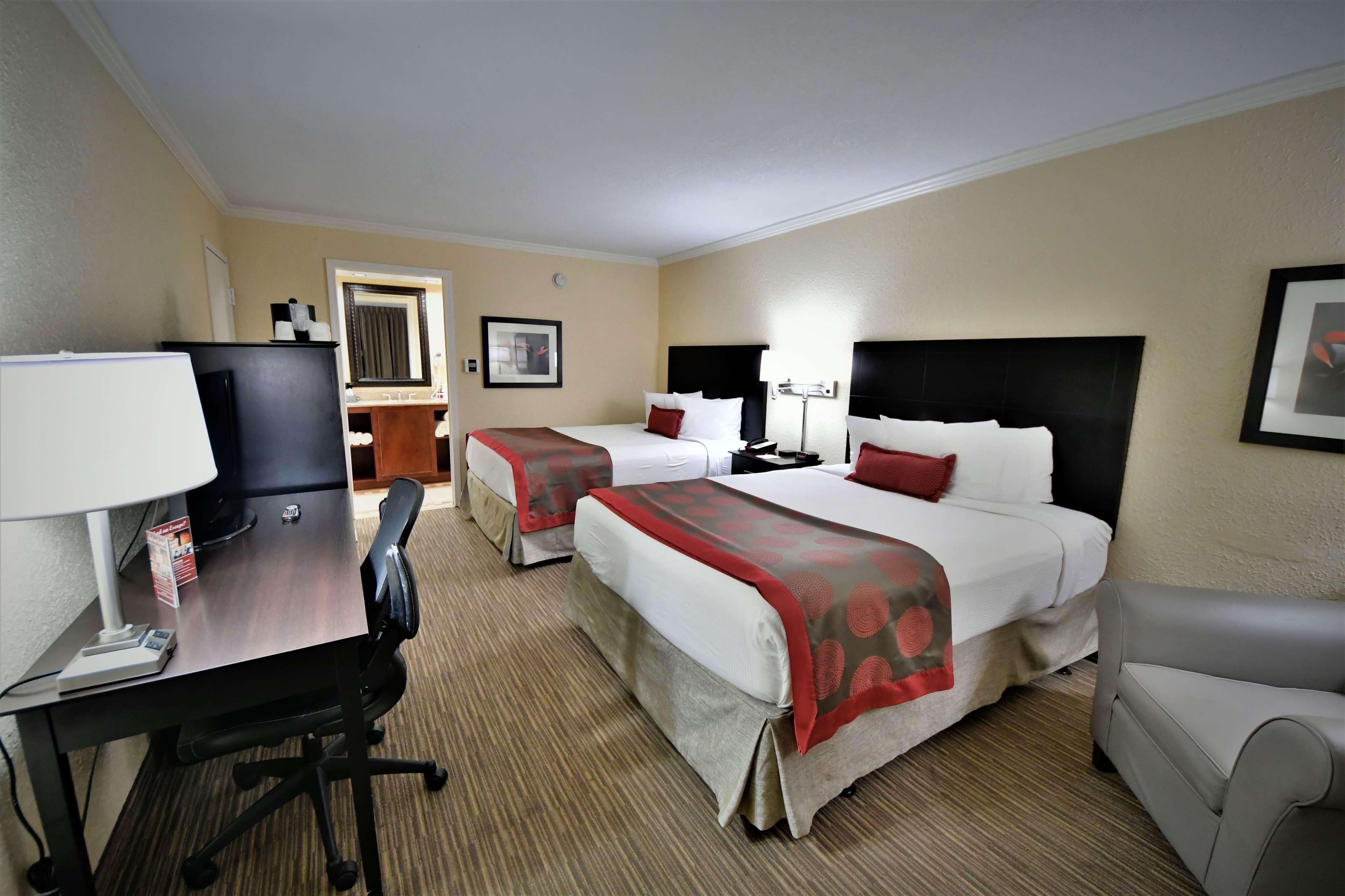 Ramada By Wyndham & Conference Center
