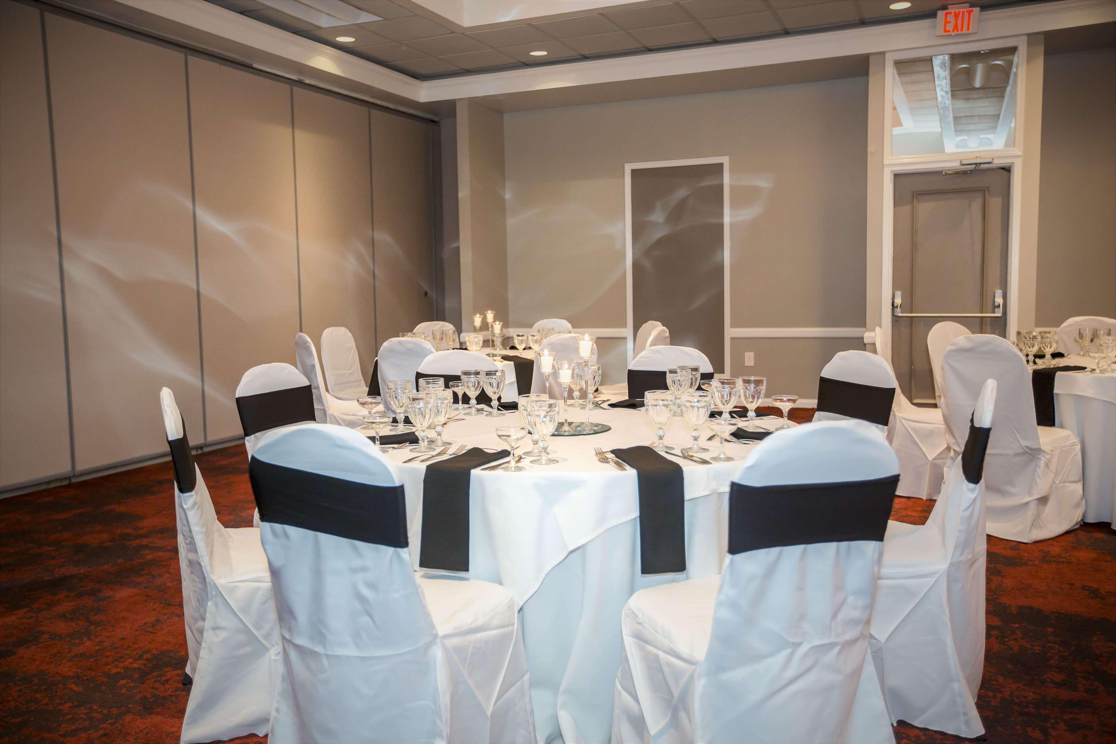 Ramada By Wyndham & Conference Center 3* Jacksonville