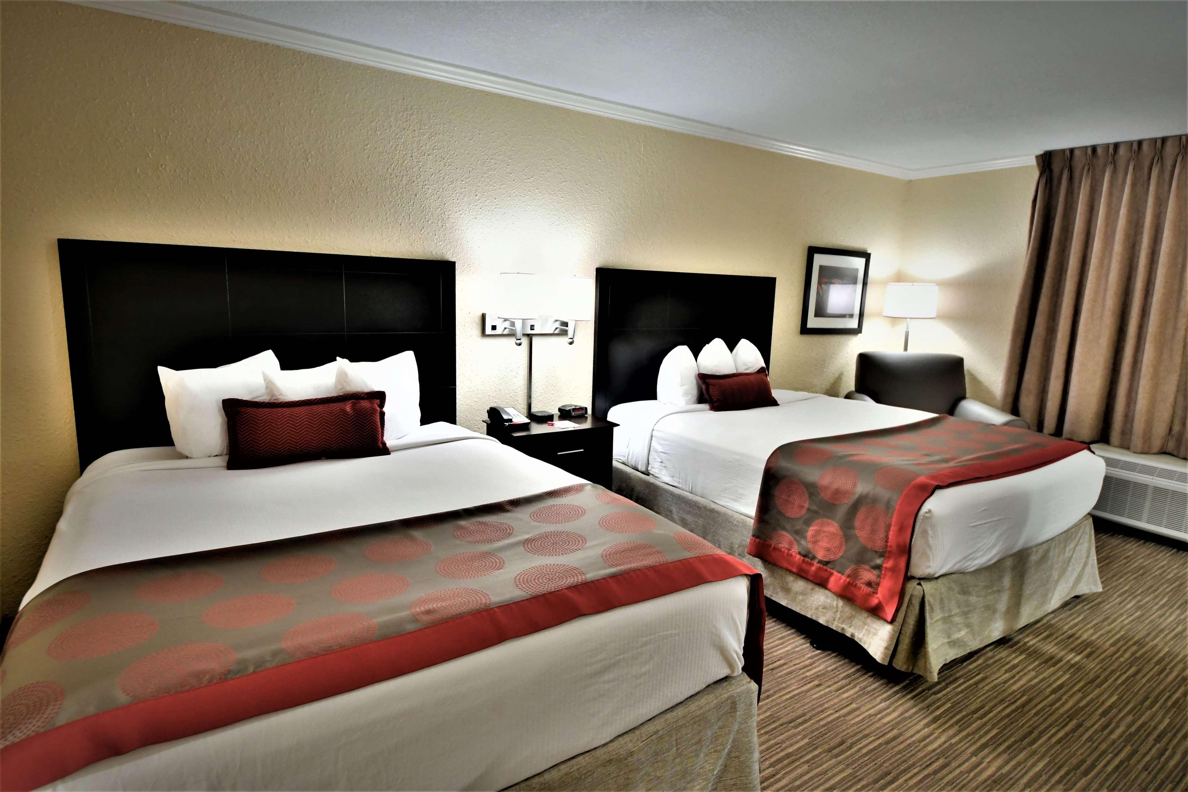 Ramada By Wyndham & Conference Center