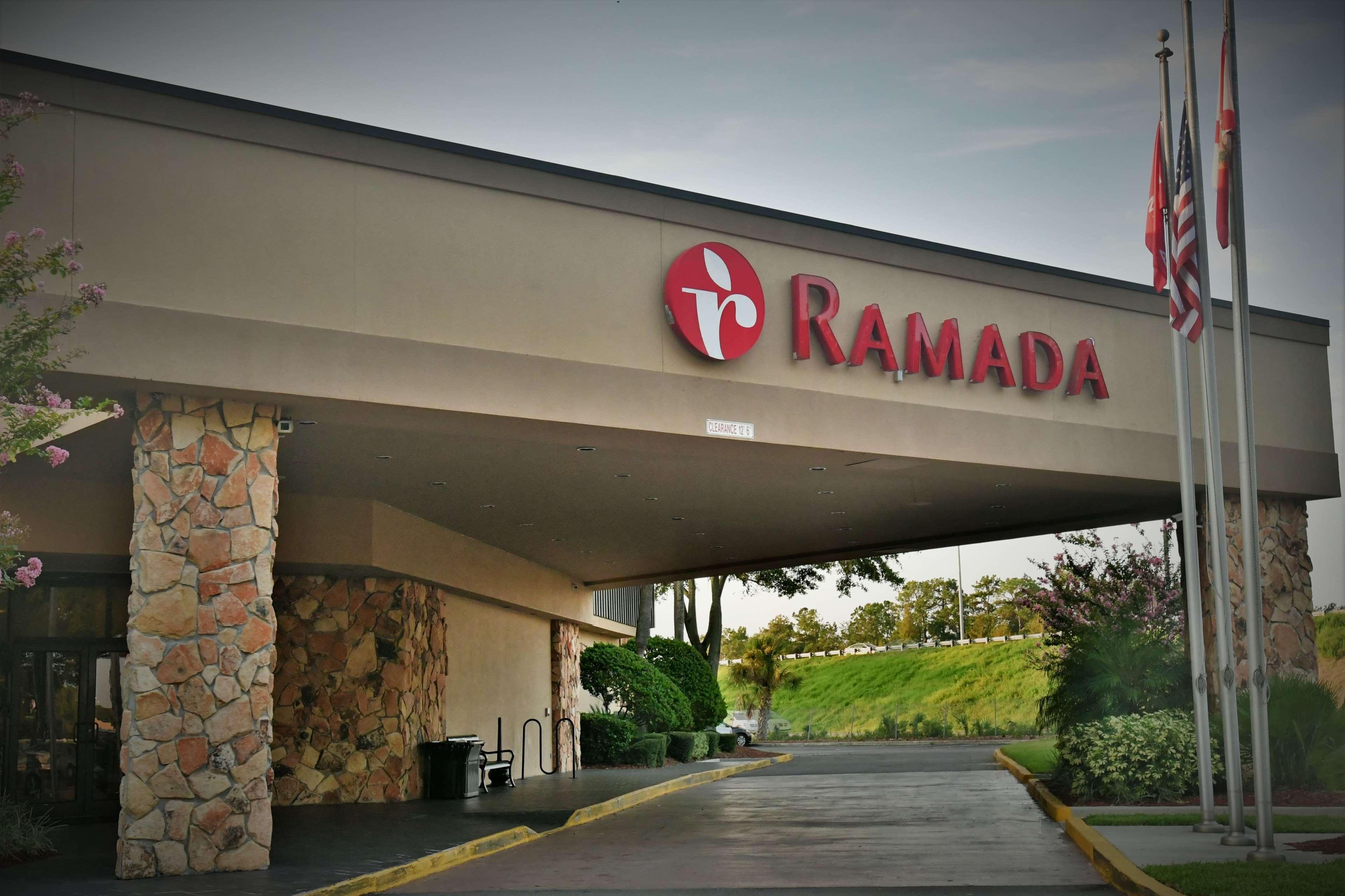 Hotel Ramada By Wyndham & Conference Center Jacksonville