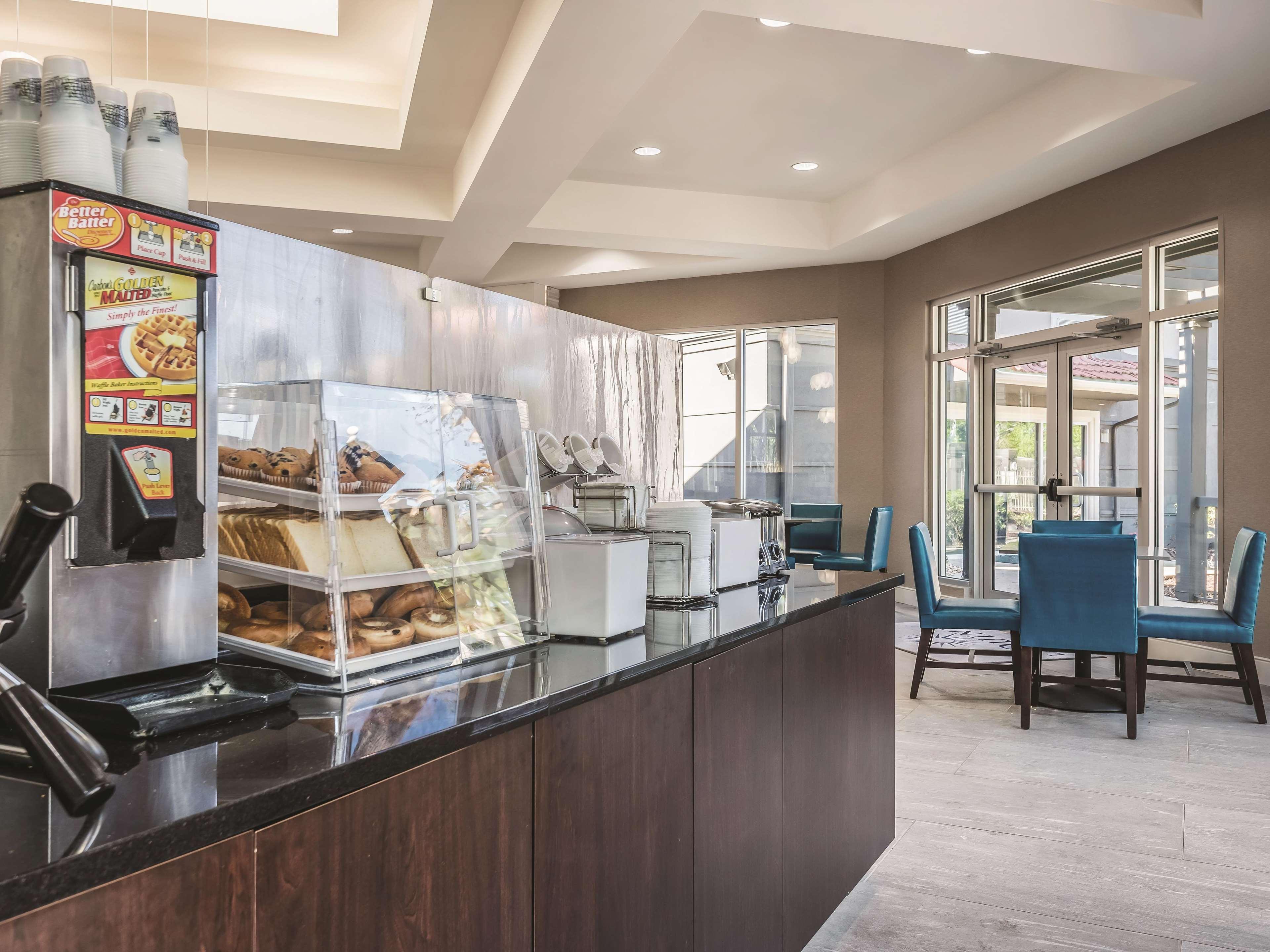 Hotel La Quinta By Wyndham Orlando Mary 3*