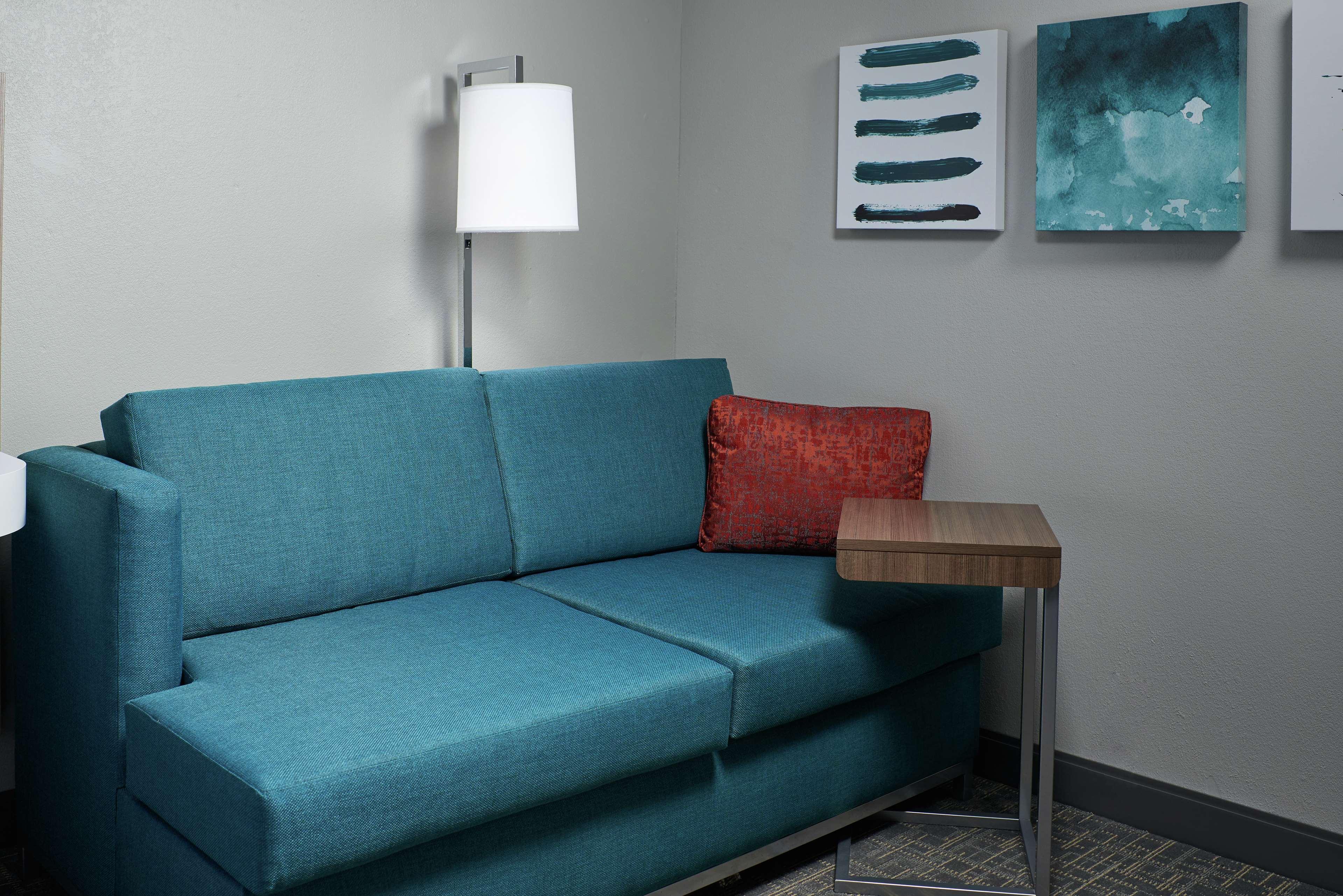 Hampton Juno Hotel