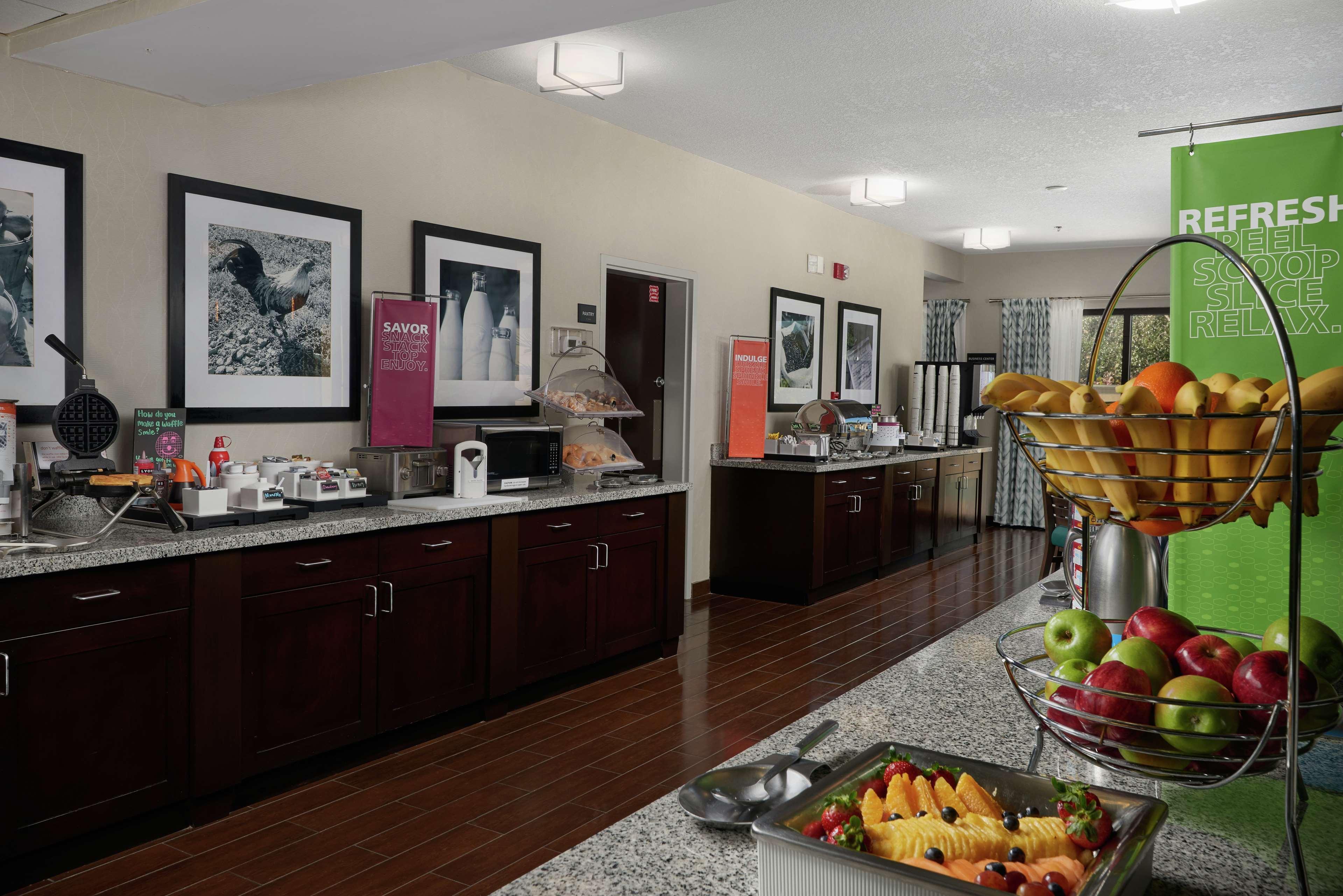 Hotel Hampton Juno