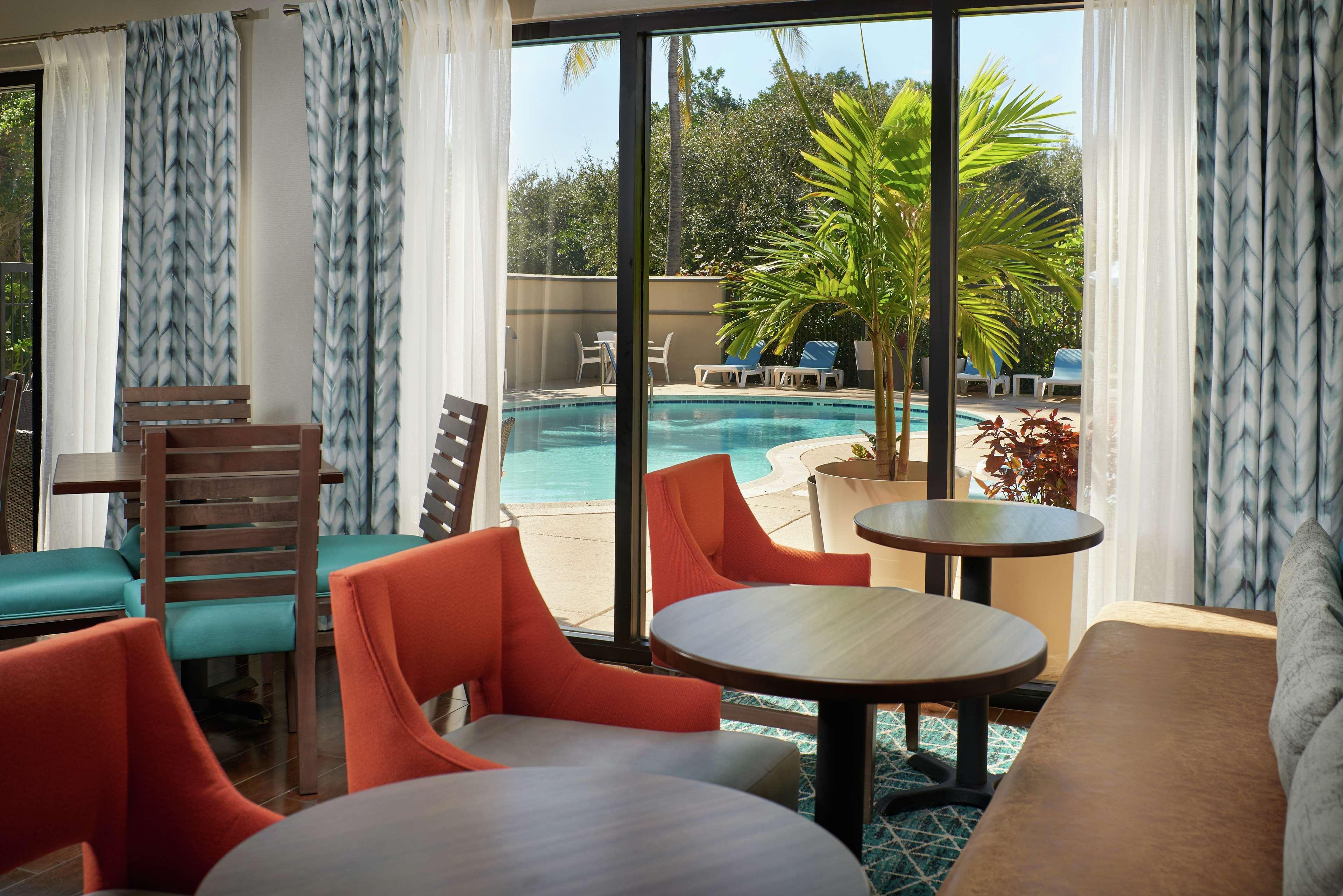 Hotel Hampton Juno Juno Beach