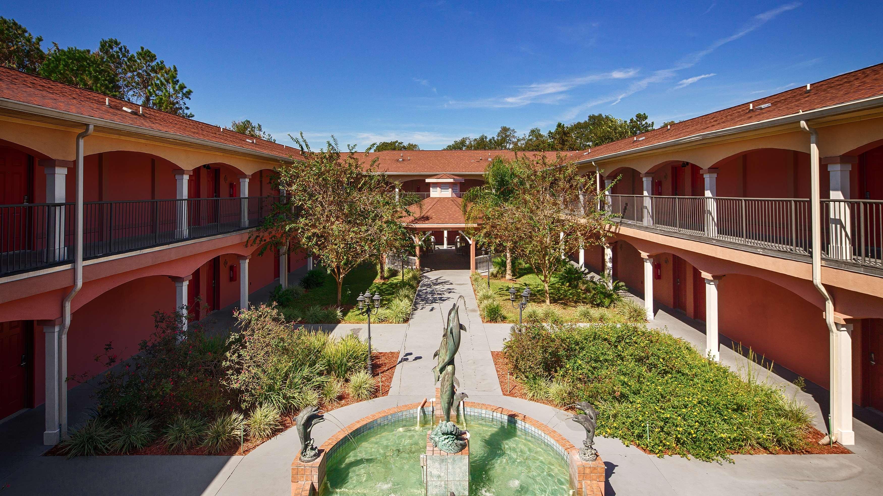 Western Wakulla & Hotel
