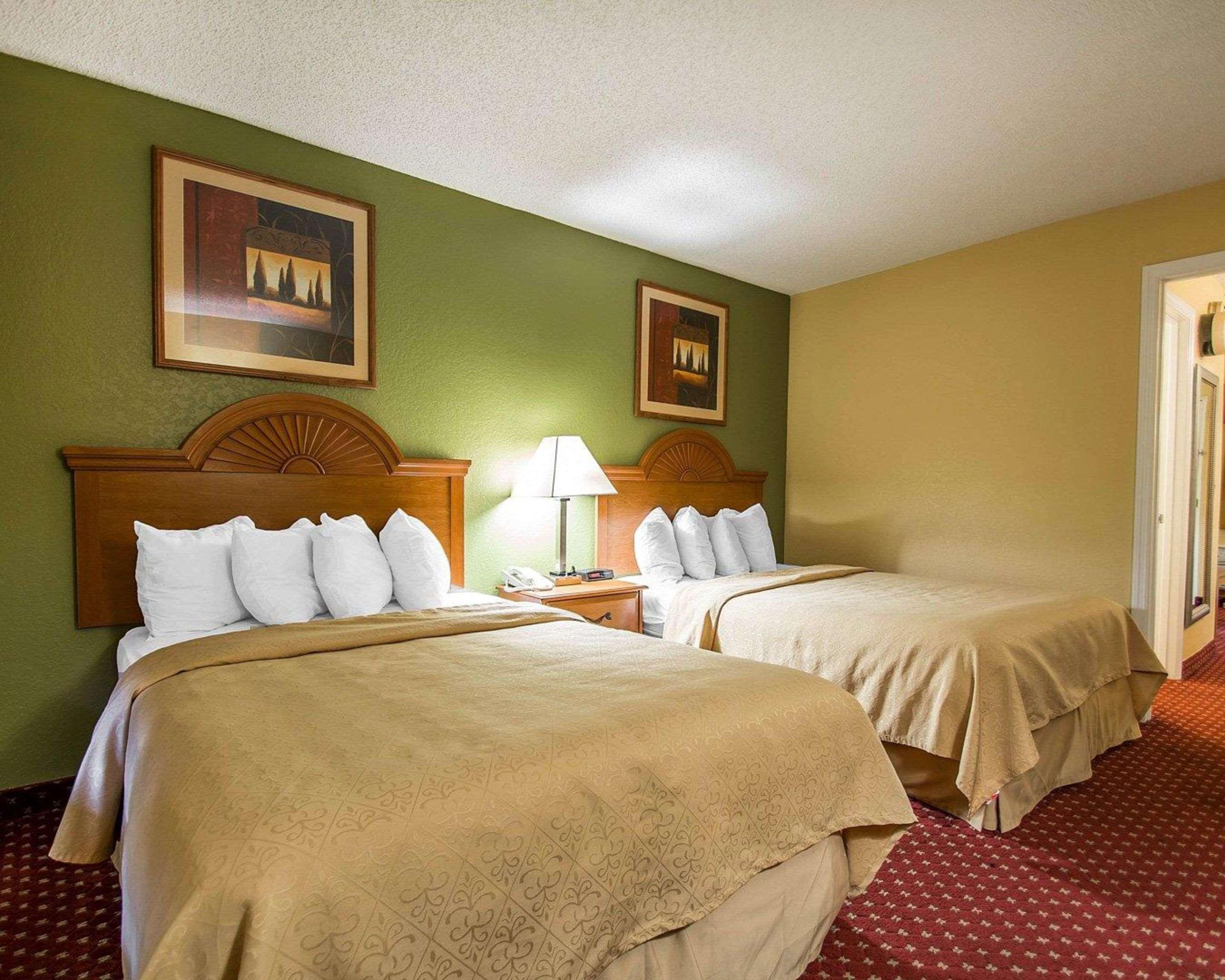 Quality & Mt Dora North Hotel