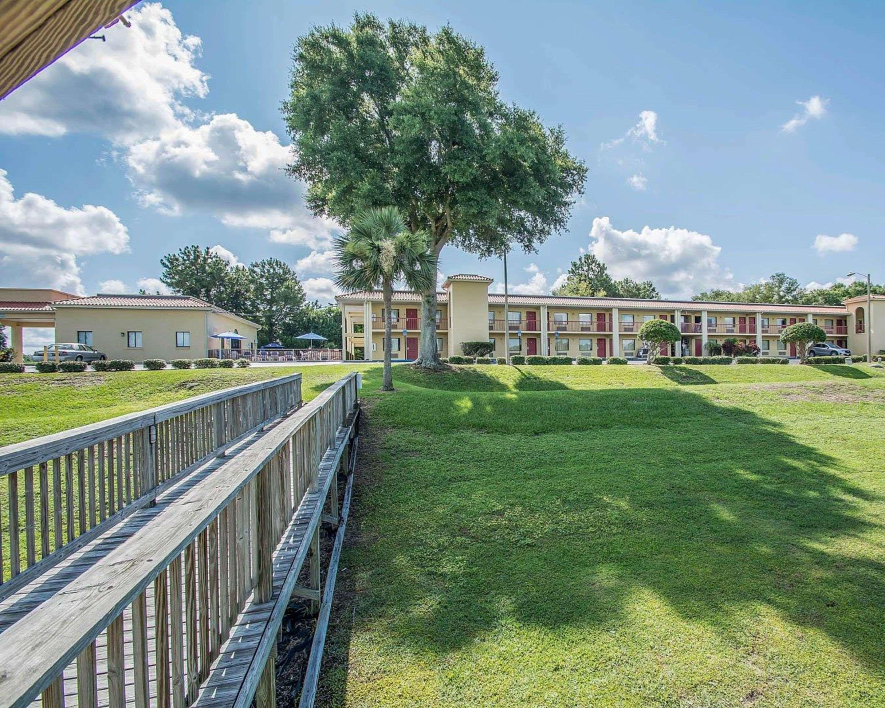 Hotel Quality & Mt Dora North 2*