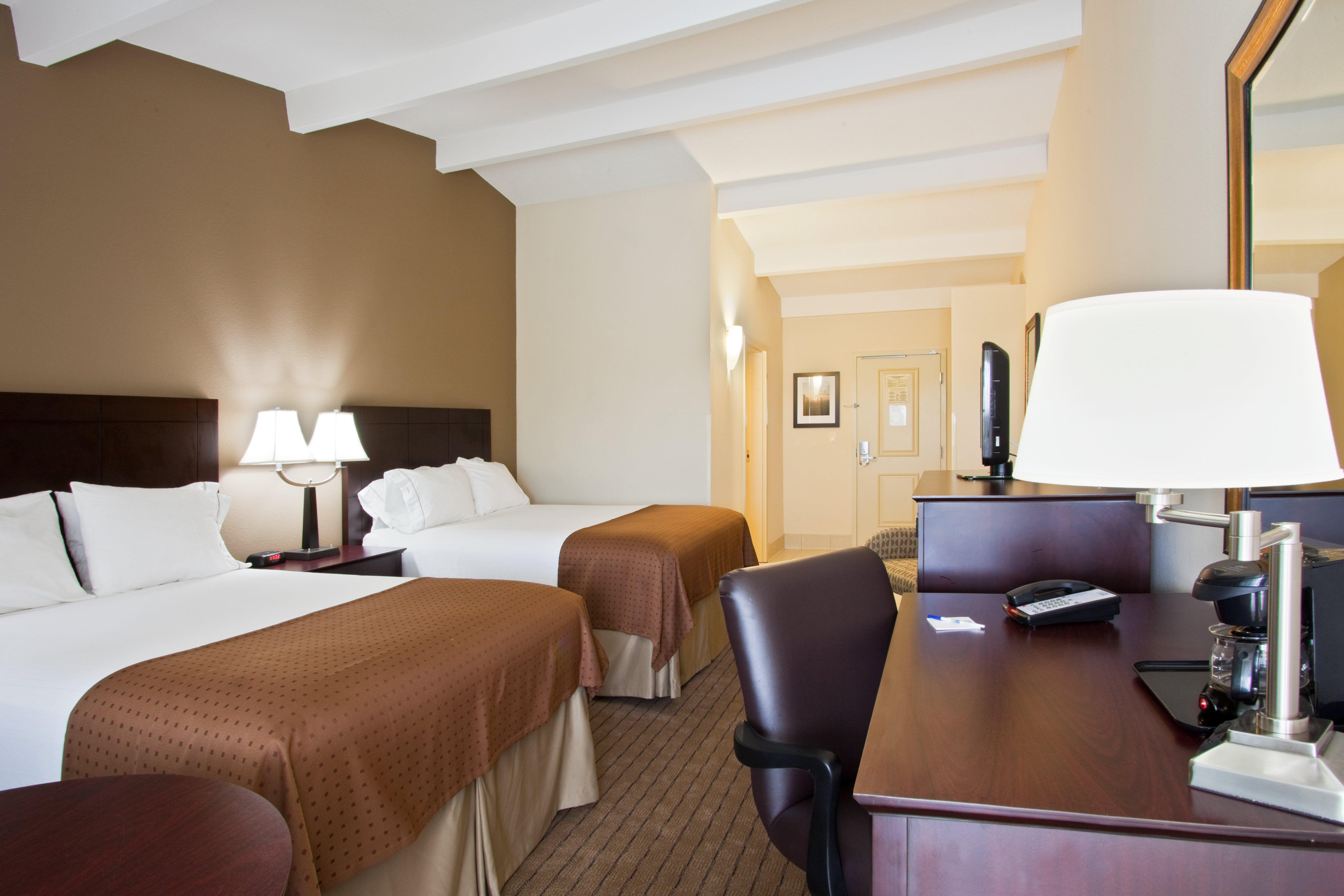 Express- North Palm And Ihg Hotel