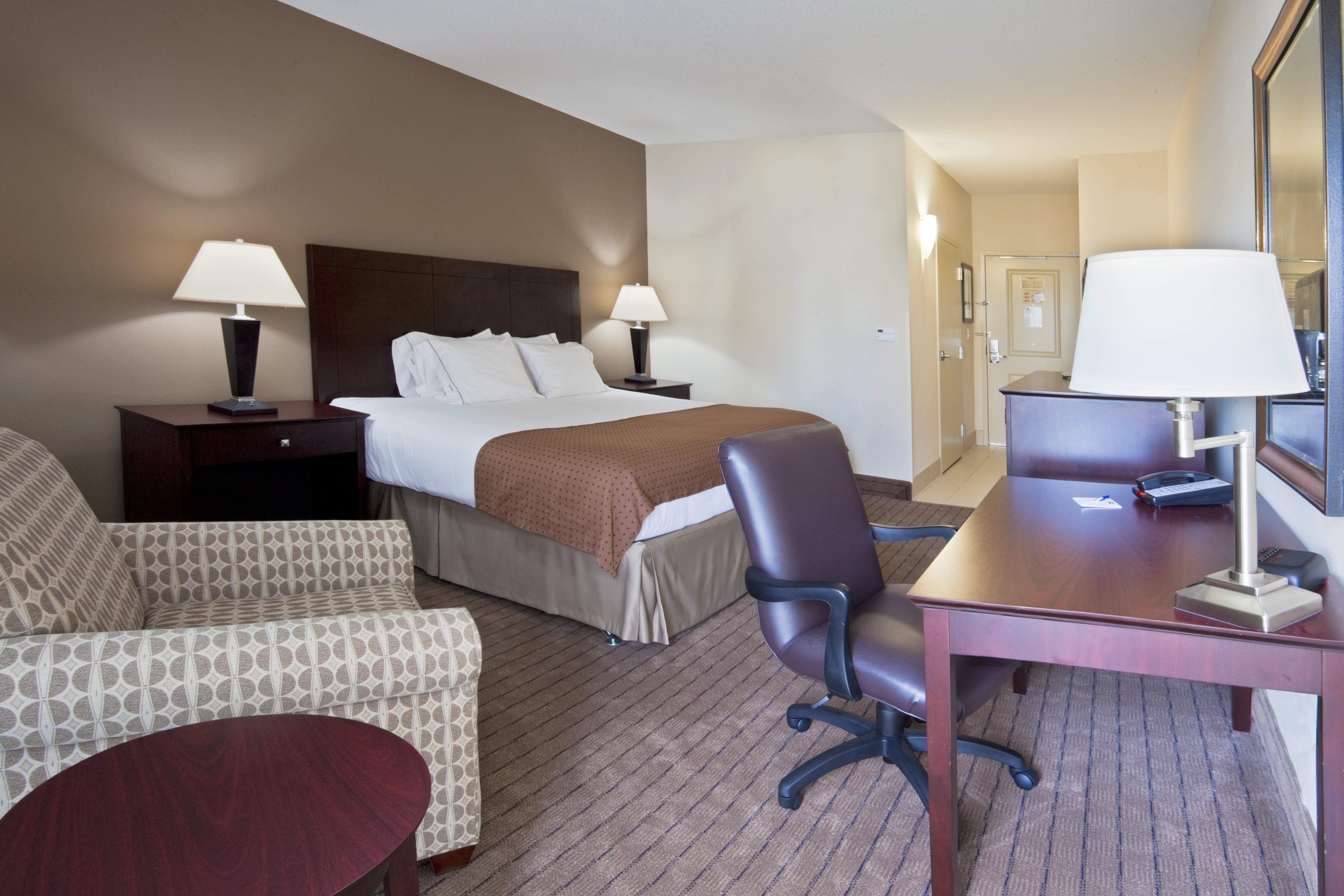Hotel Express- North Palm And Ihg 3*