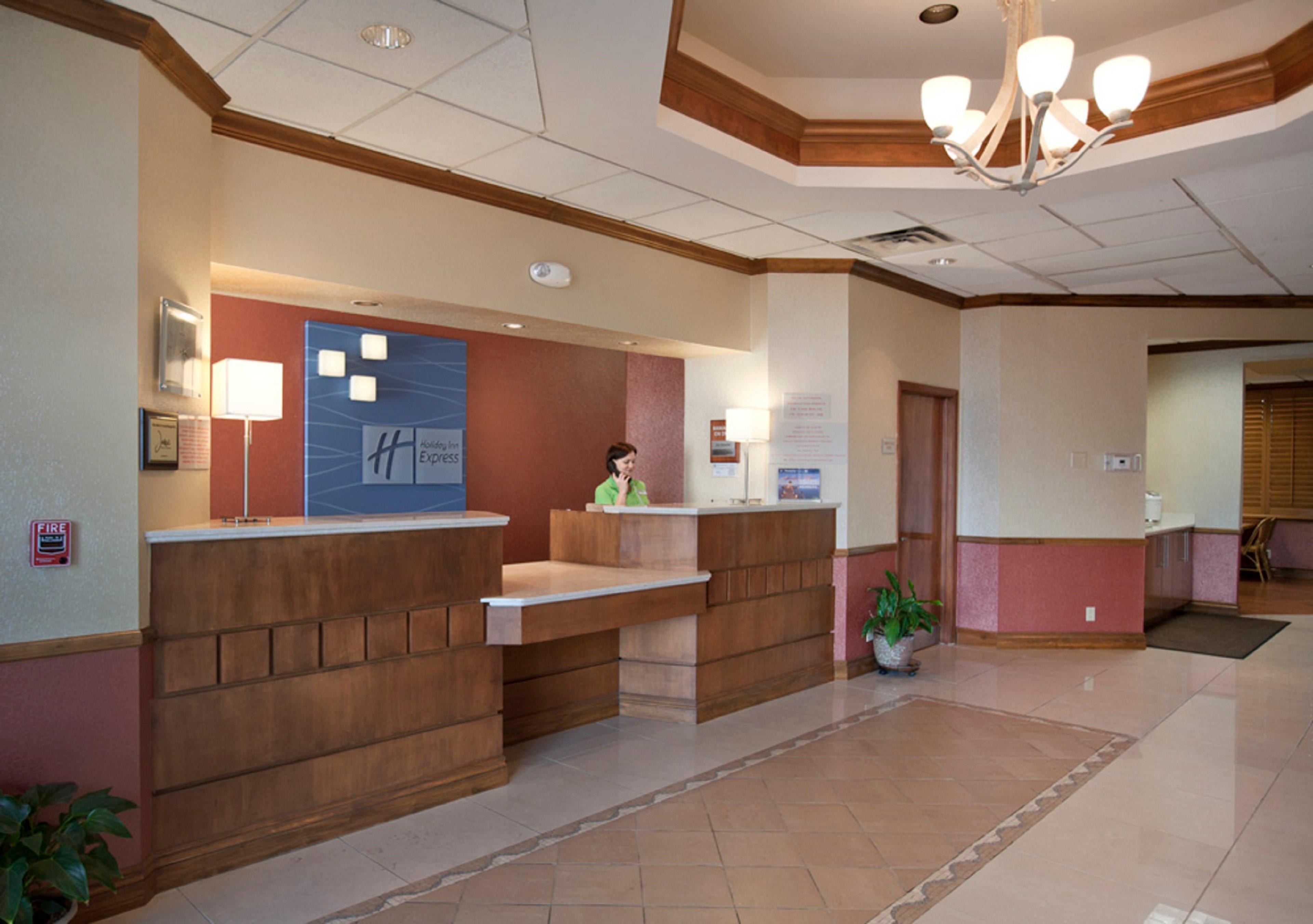 Express- North Palm And Ihg 3*