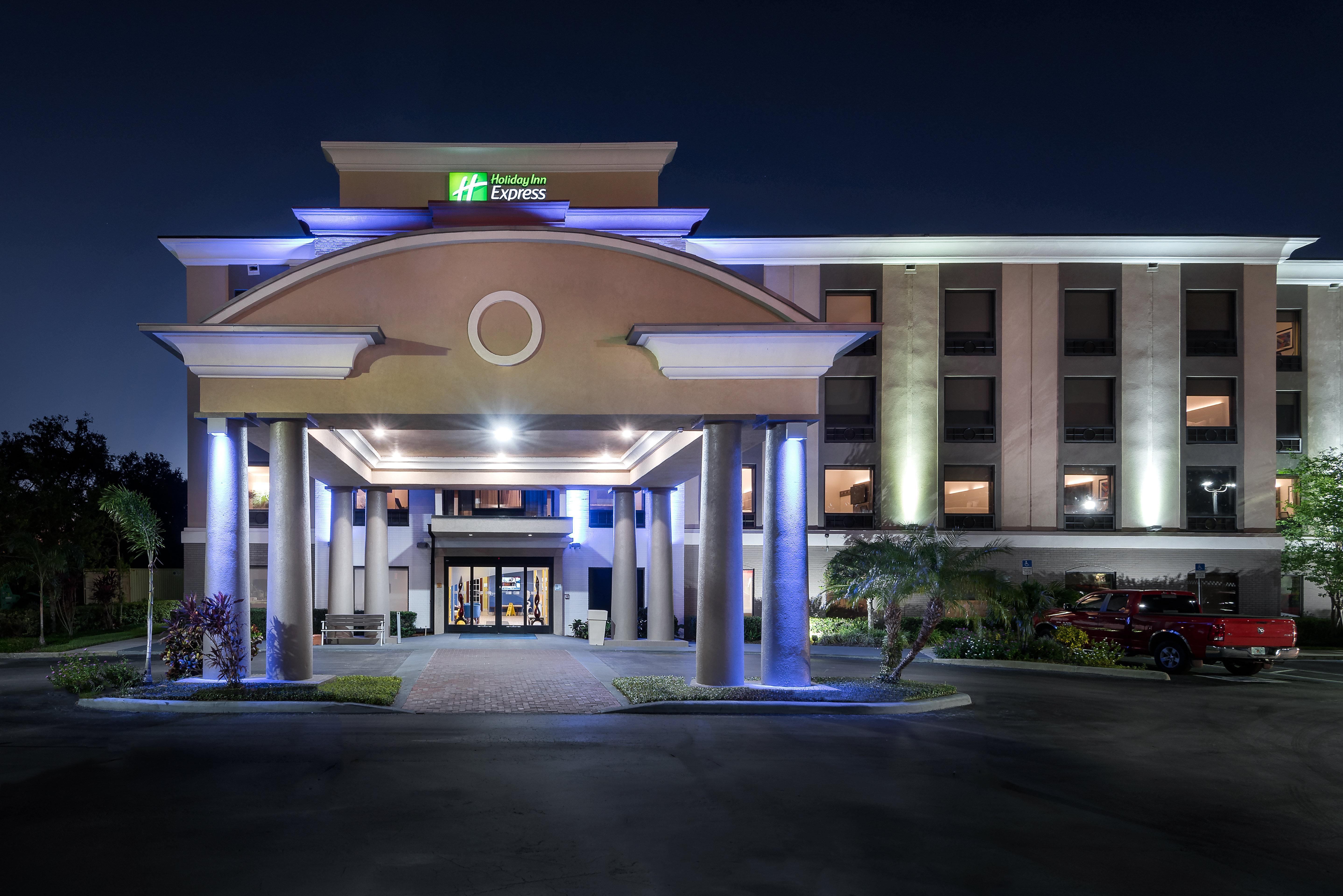Hotel Express & By Ihg