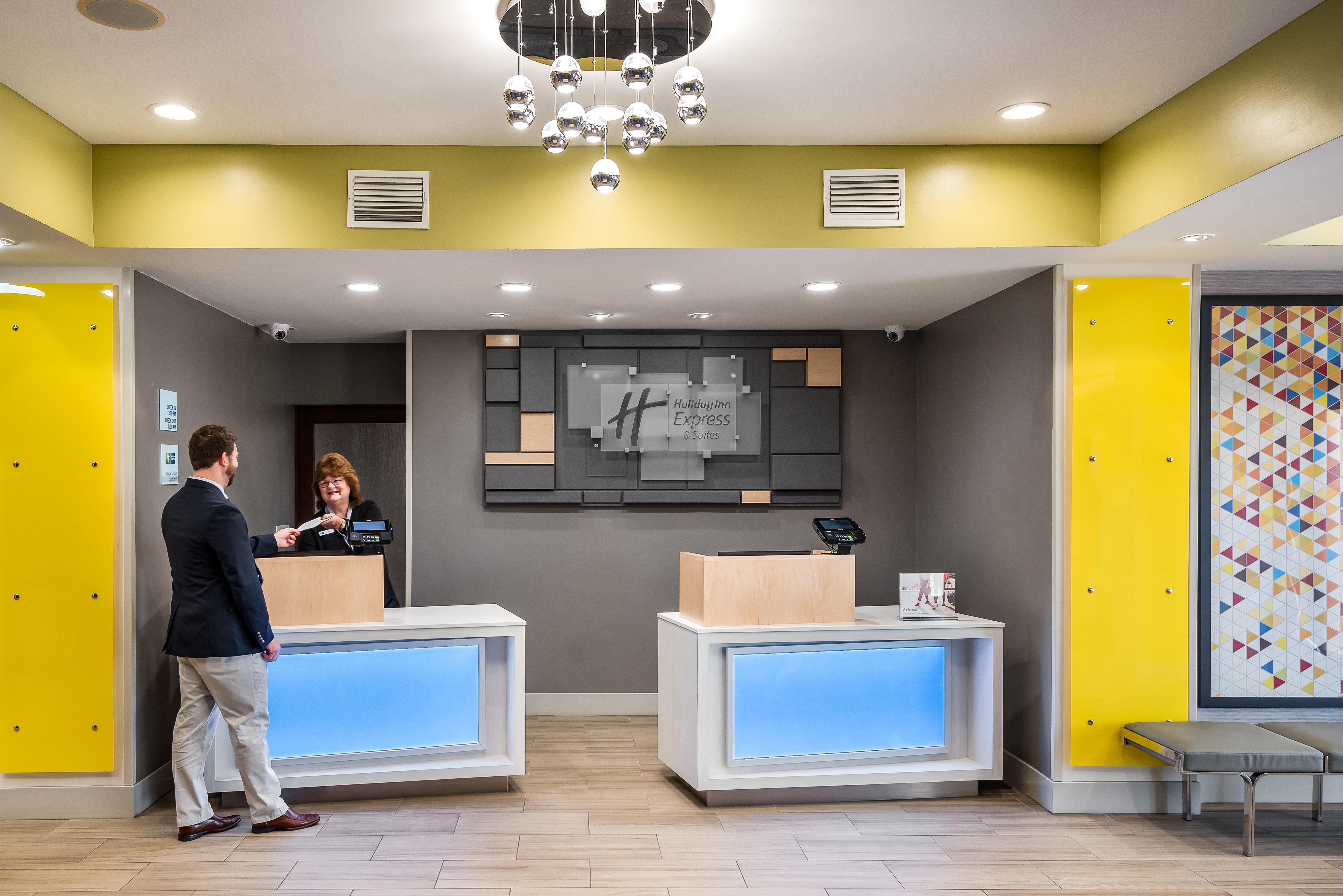 Hotel Express & By Ihg