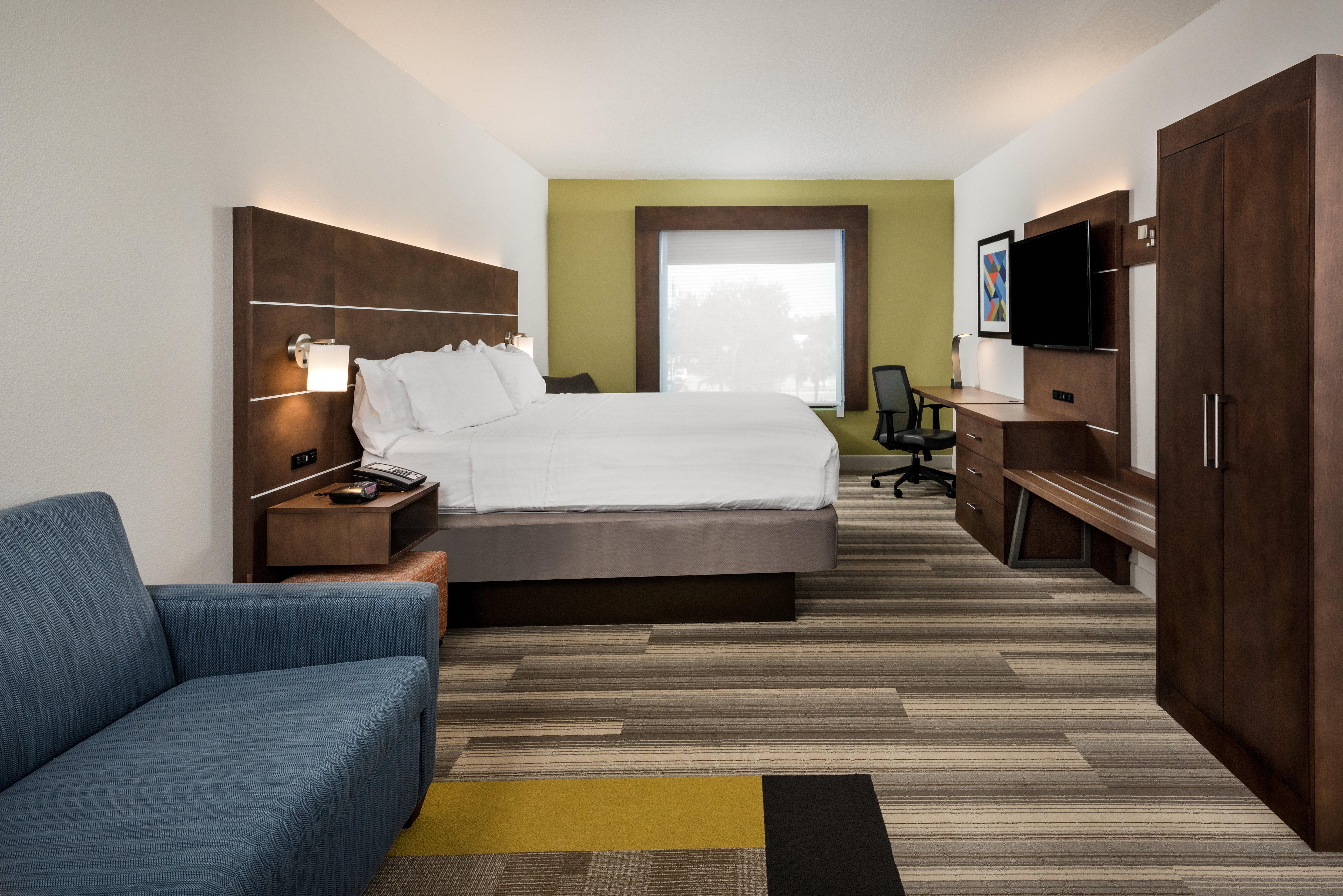 Express & By Ihg 2* Bartow
