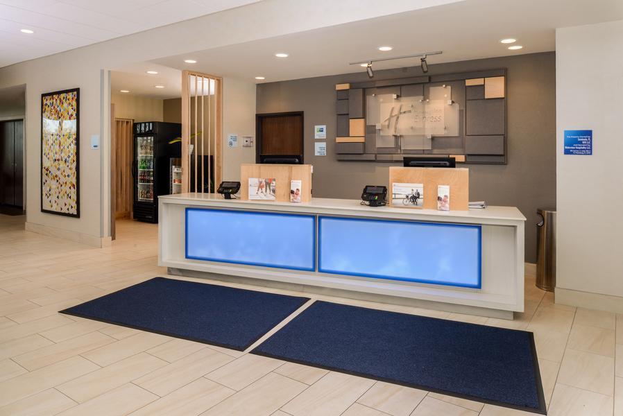 Express Melbourne West By Ihg 3* West Melbourne