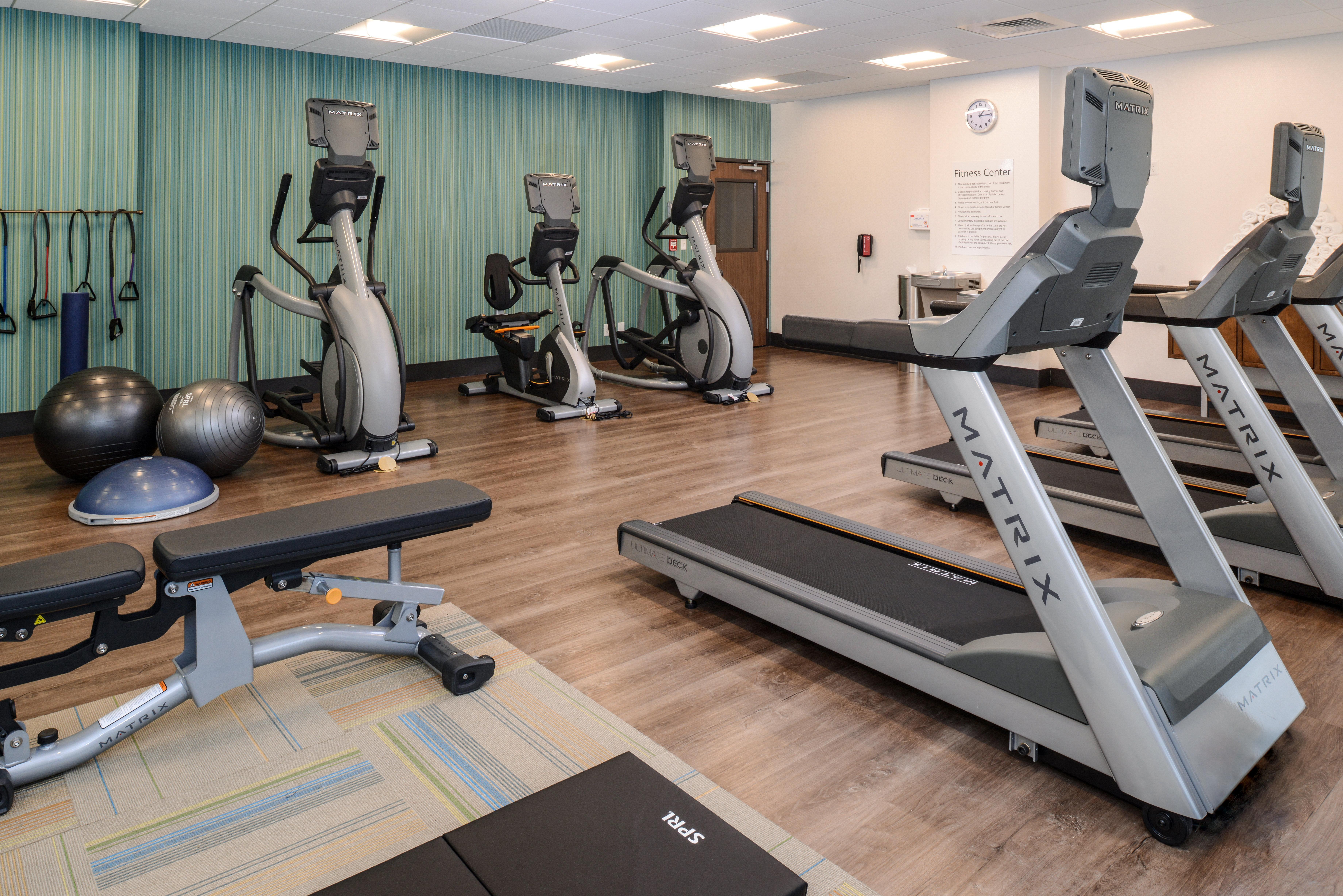 Holiday Inn Express & Suites - St. Petersburg - Madeira Beach By Ihg Hotel 3*