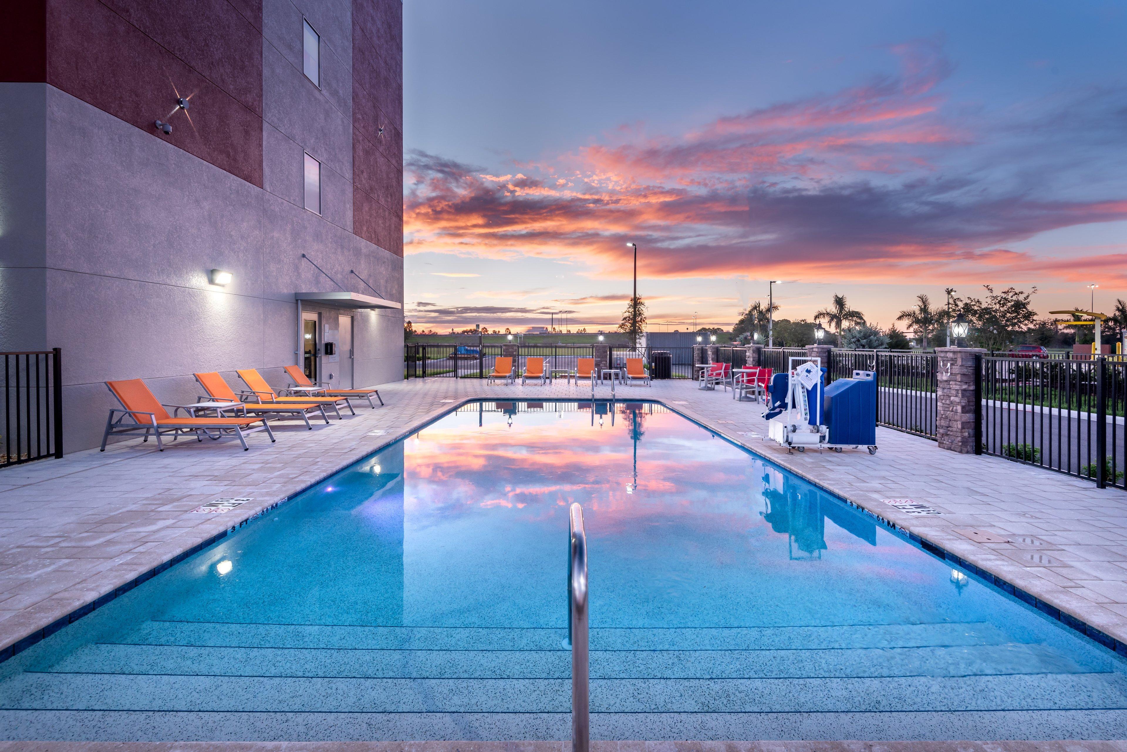 Hotel Express & - By Ihg 3*