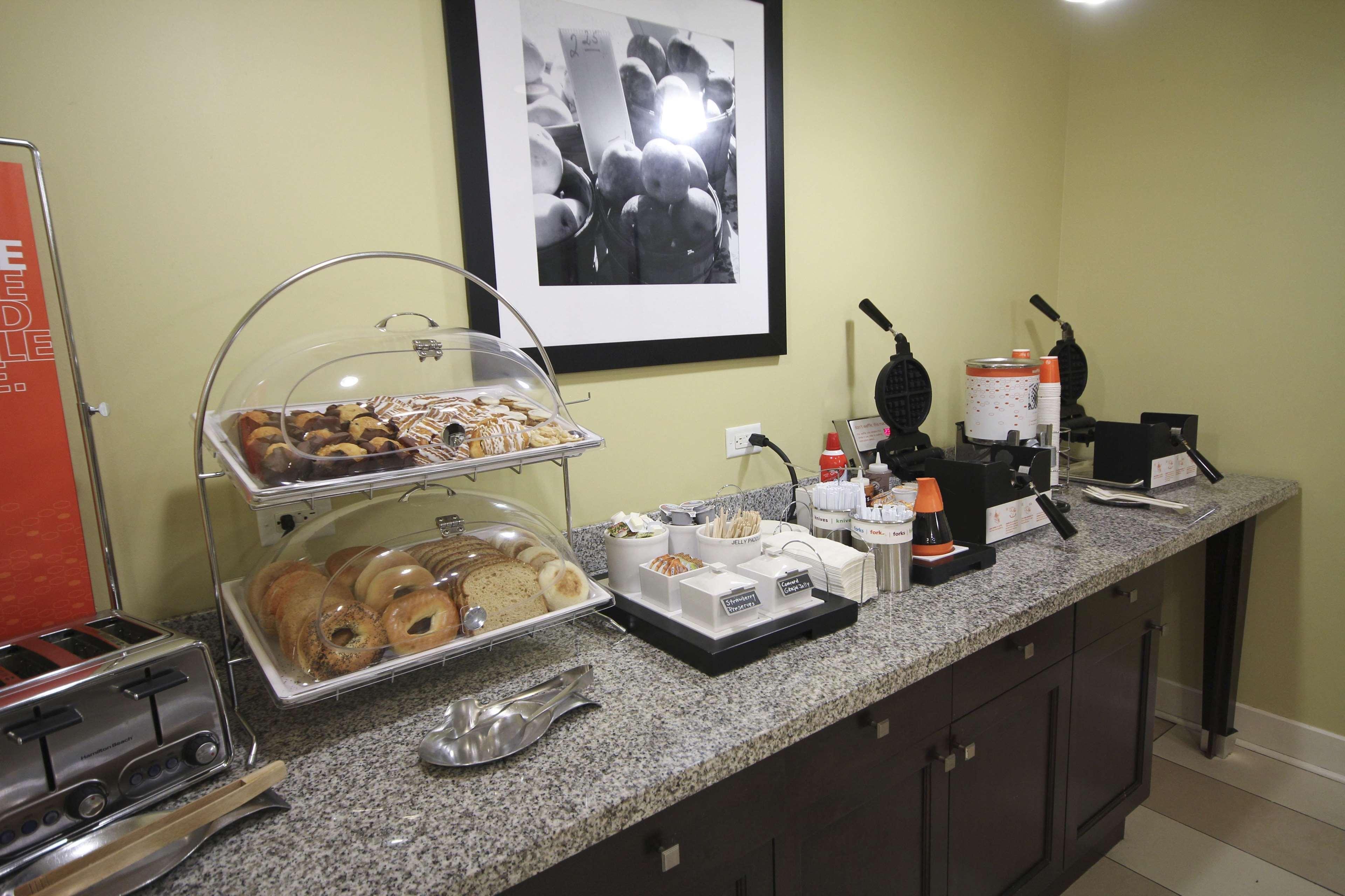 Hampton & Pensacola/gulf Breeze Hotel 3*