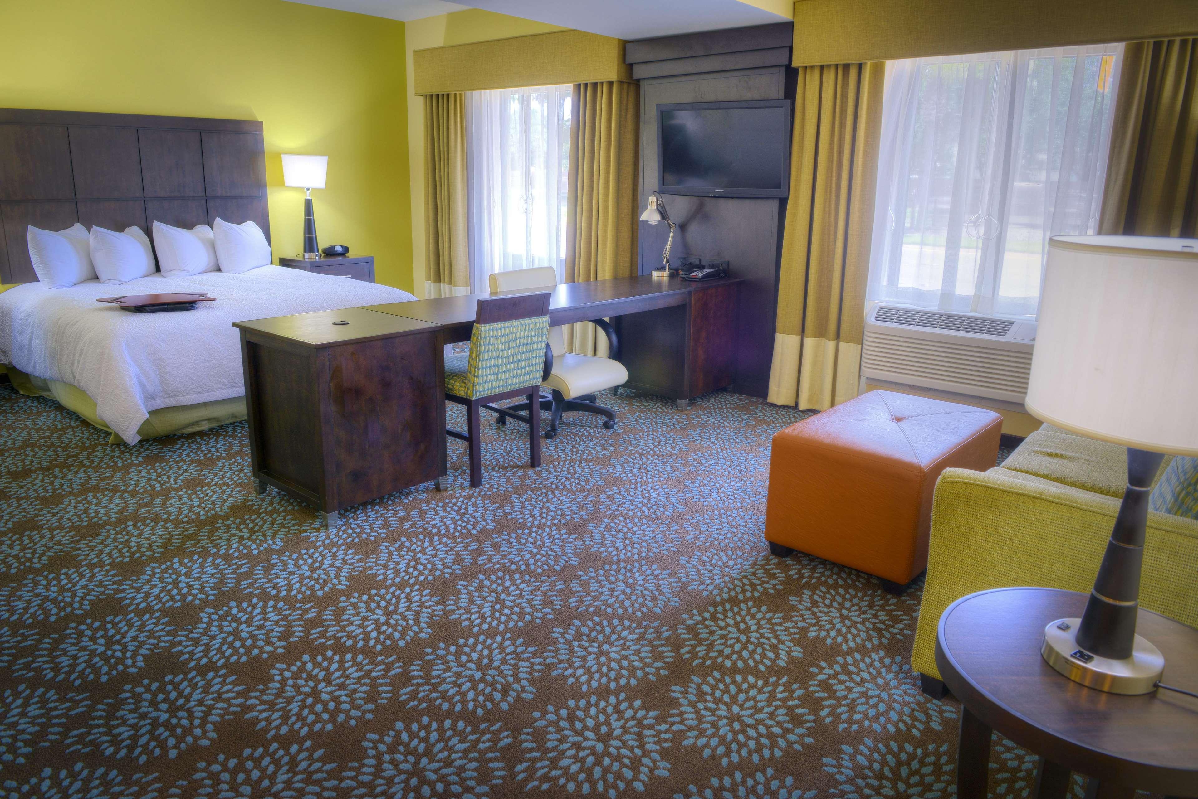 Hampton & Pensacola/gulf Breeze Hotel 3*