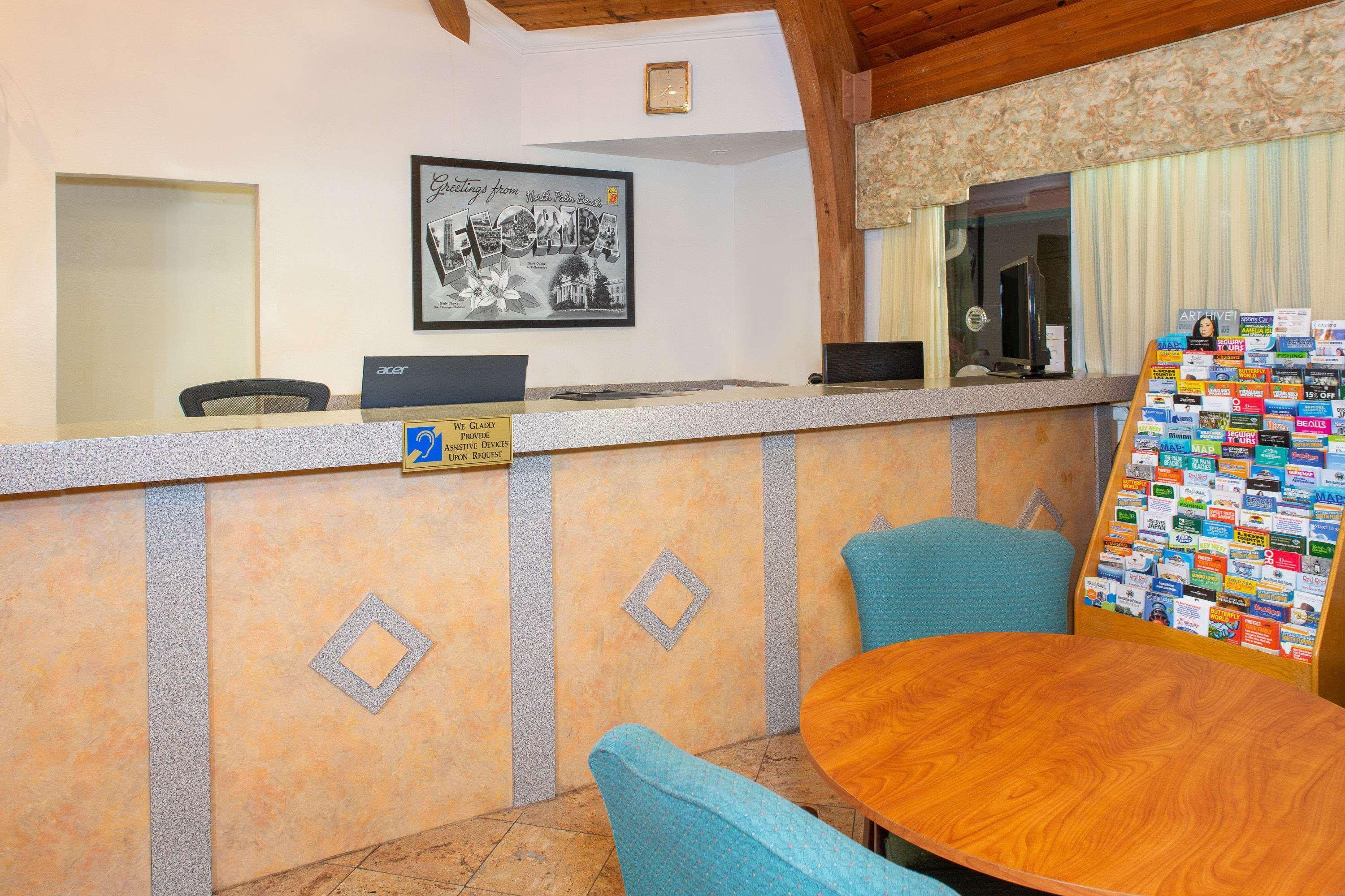 Super 8 By Wyndham North Palm Motel North Palm Beach