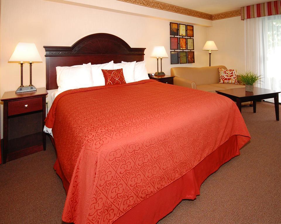 Quality & Conference Center Hotel