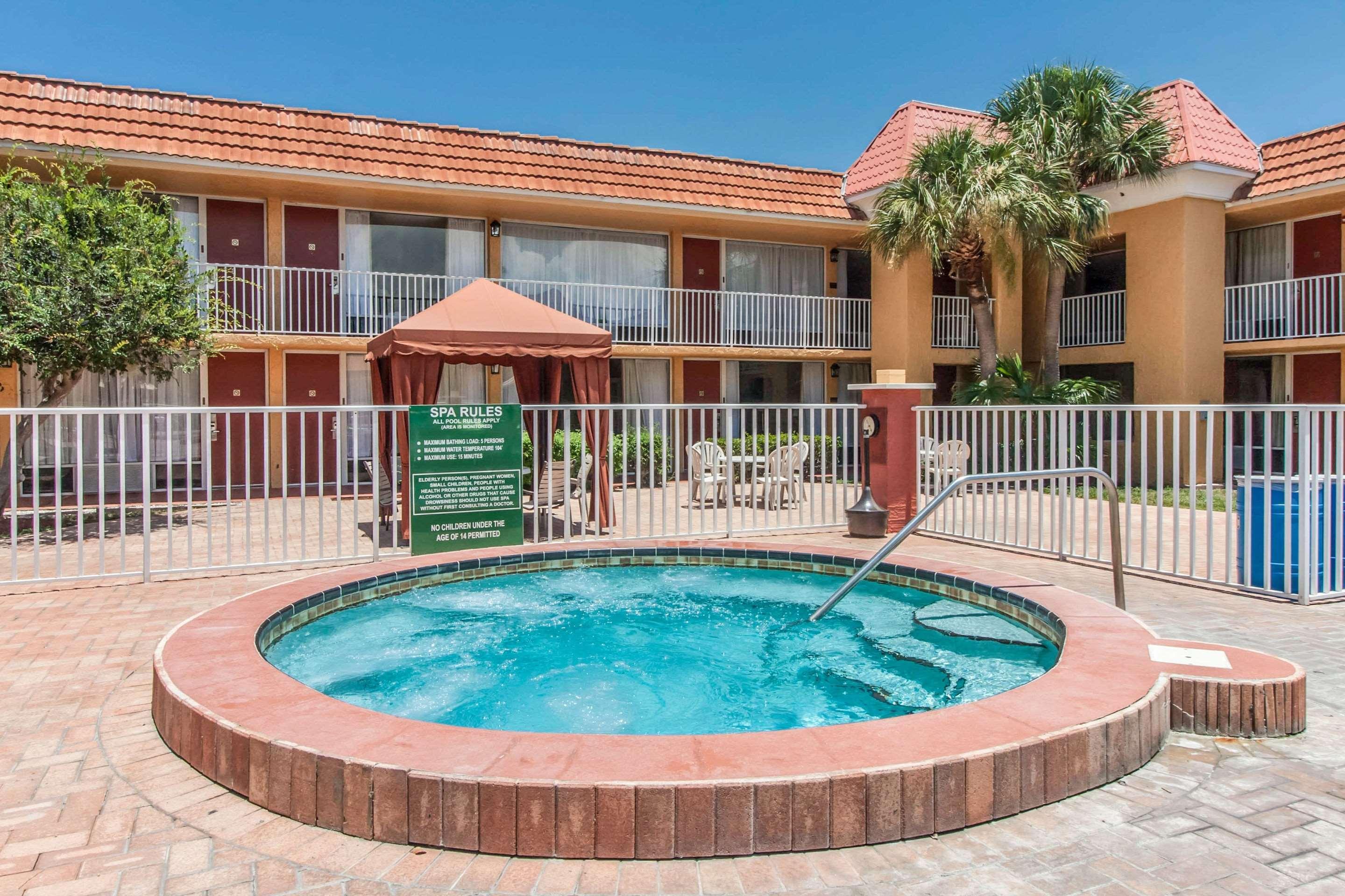 Hotel Quality & Conference Center 2*