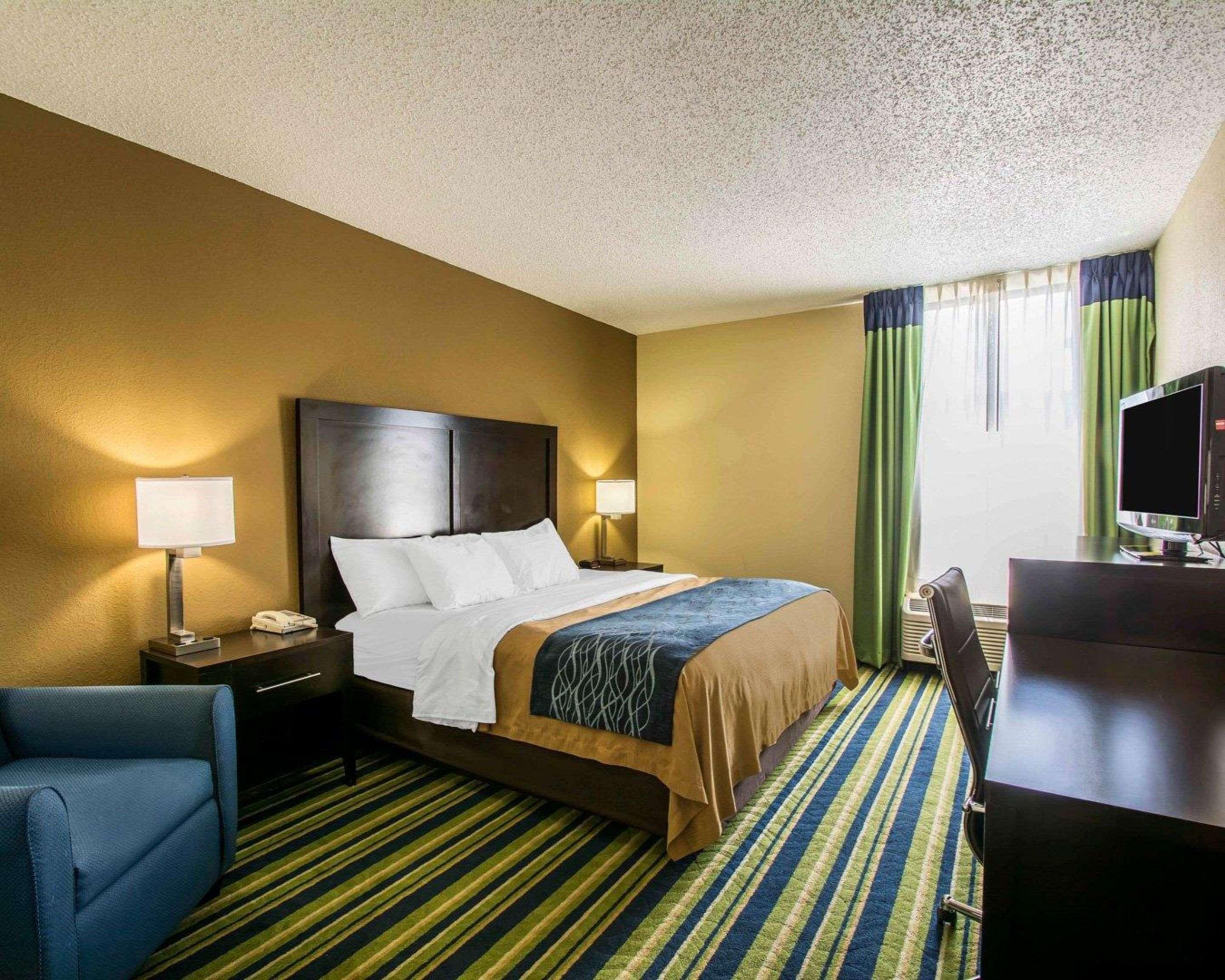 Comfort & - West Palm South 3*