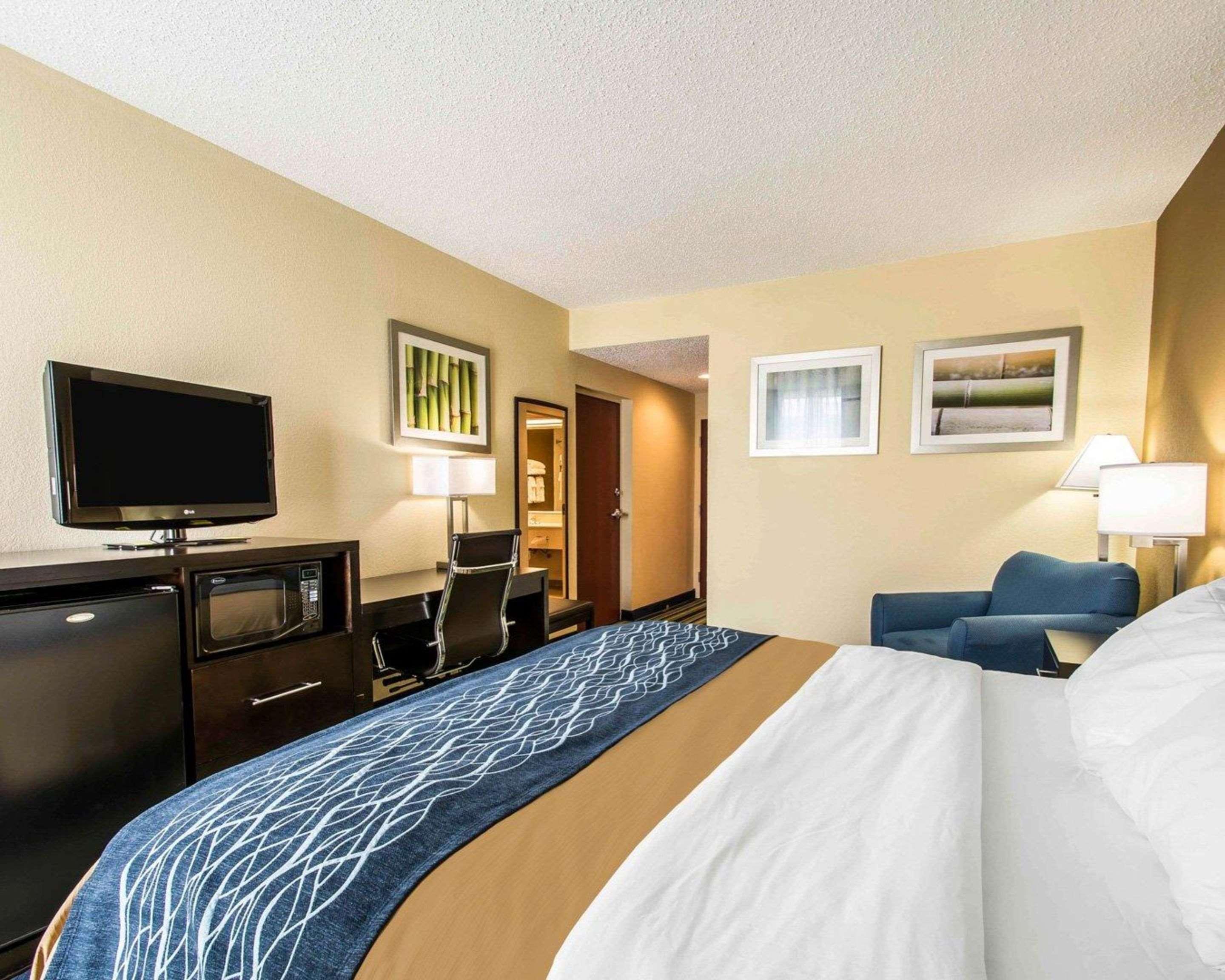 Comfort & - West Palm South 3*