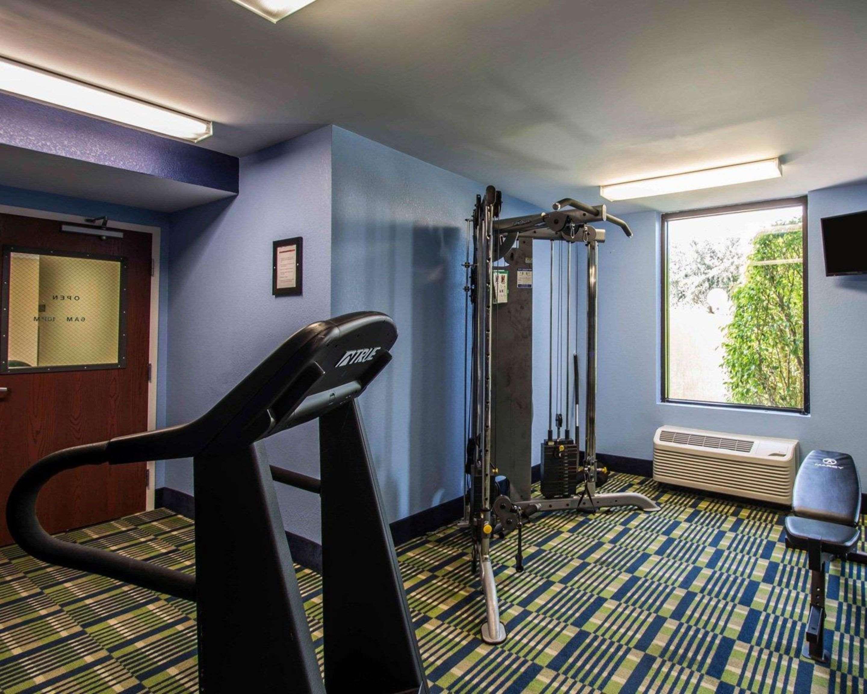 Comfort & - West Palm South Hotel