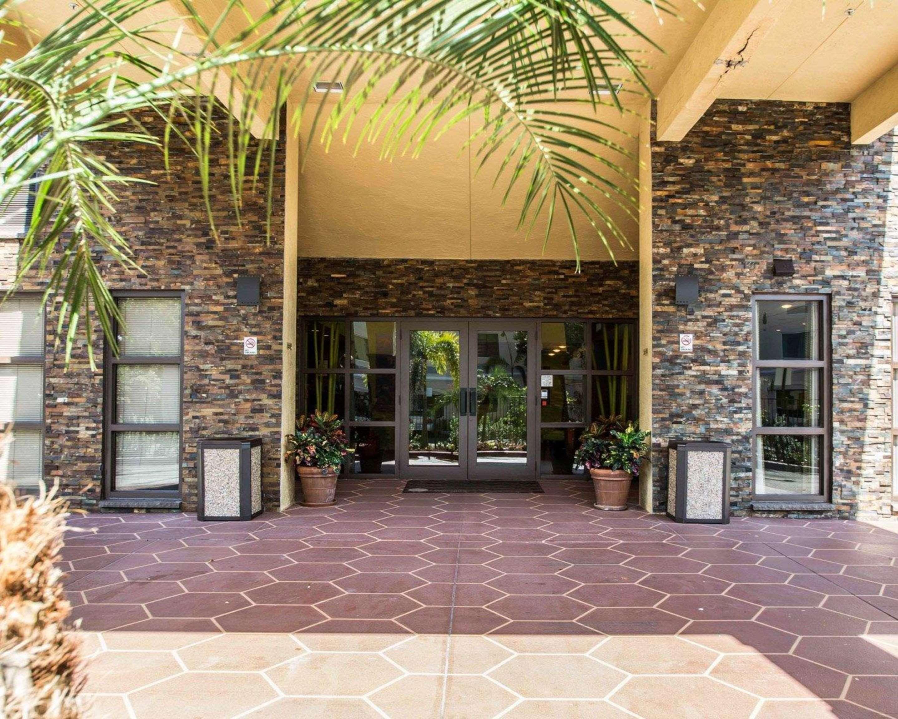 Comfort & - West Palm South 3* Lantana