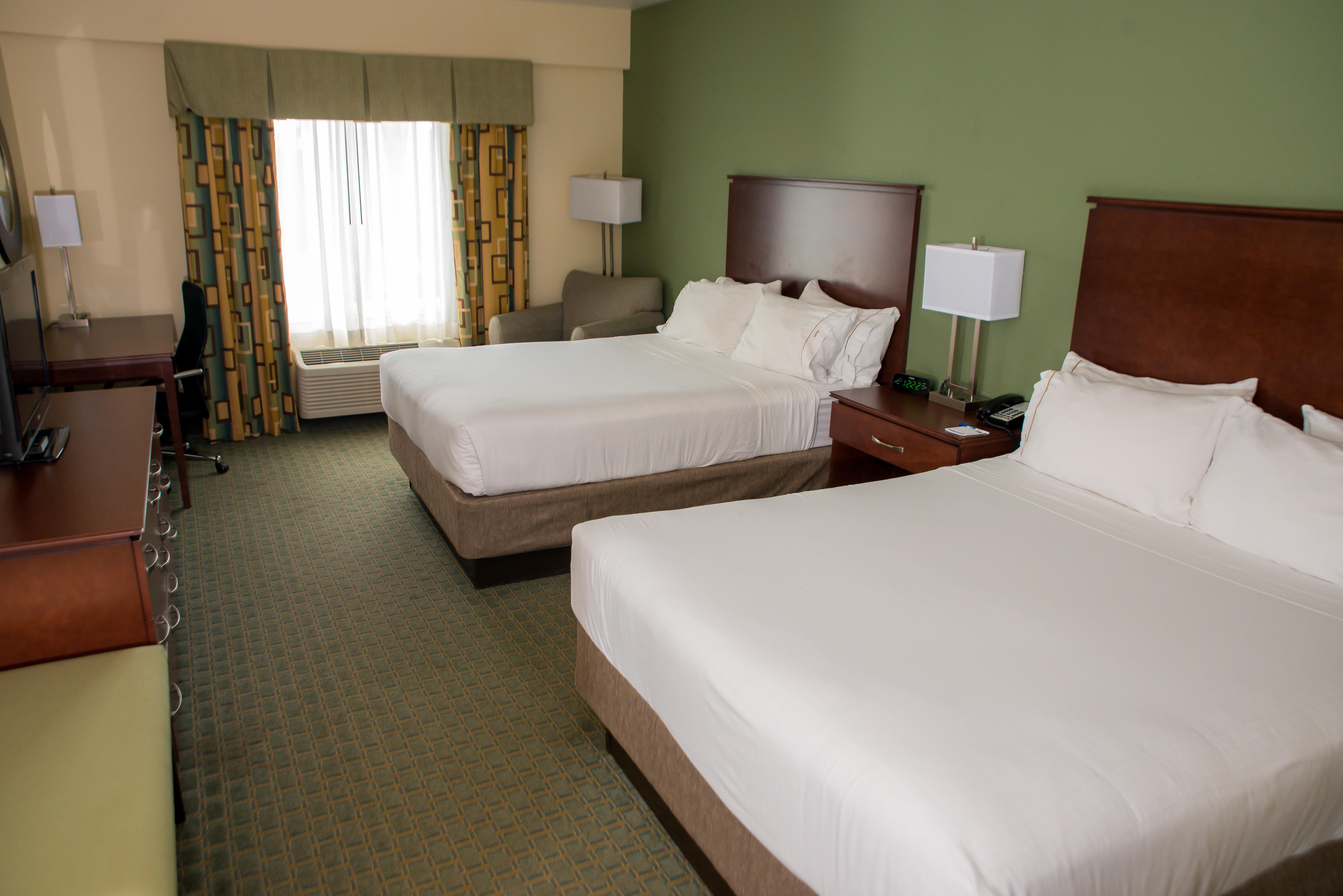 Express & By Ihg 2*