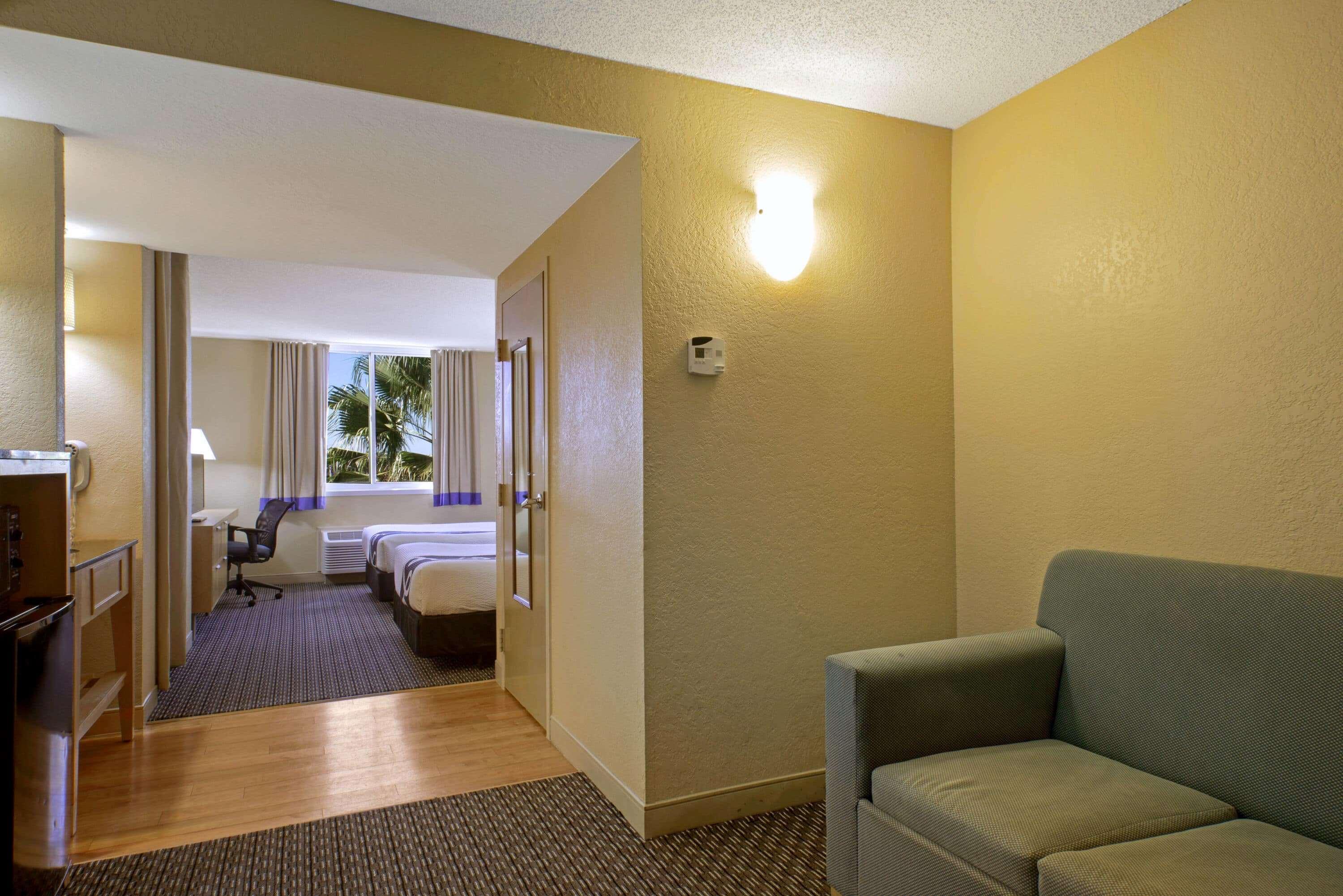 La Quinta & By Wyndham
