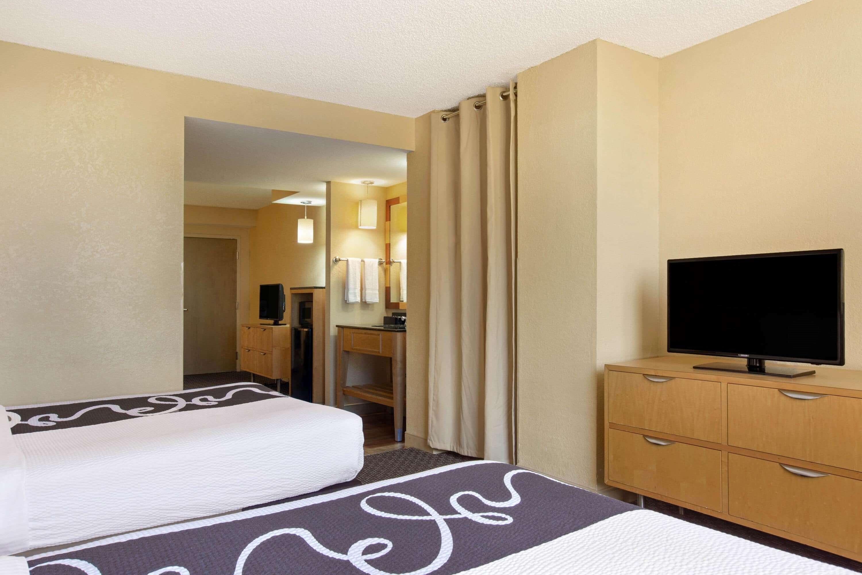 Hotel La Quinta & By Wyndham 3*