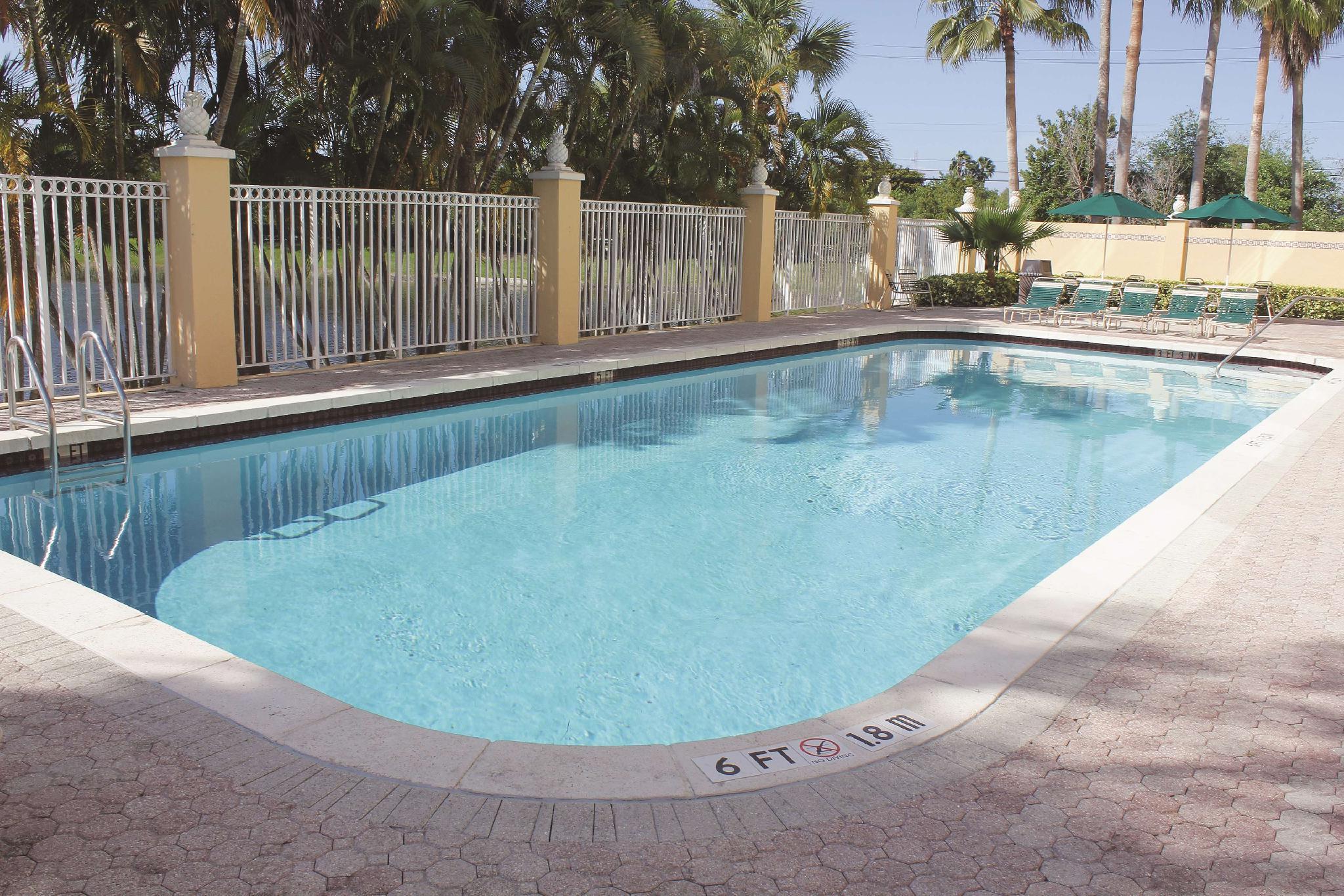 Hotel La Quinta & By Wyndham 3*