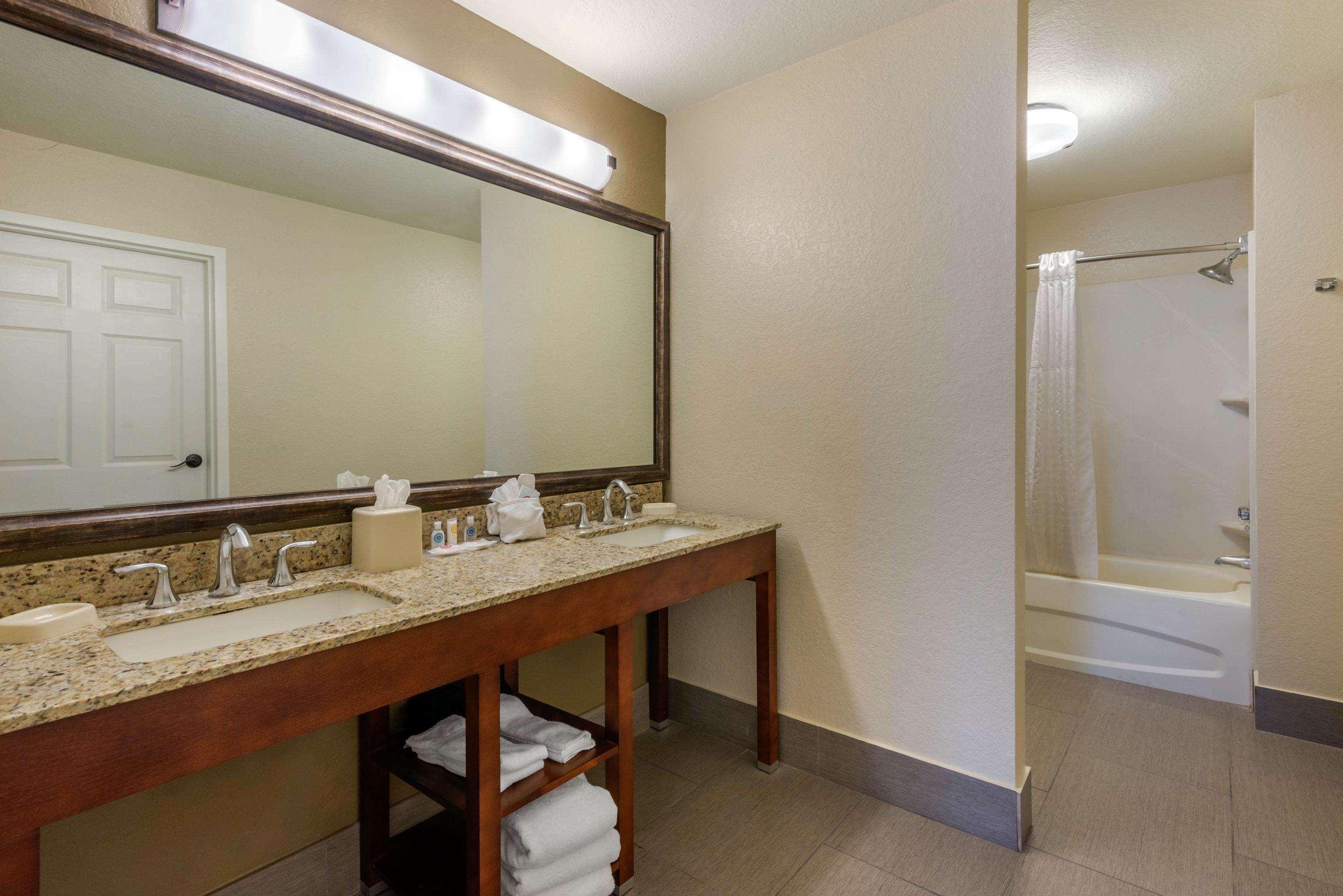 Hotel Comfort The Villages 3*