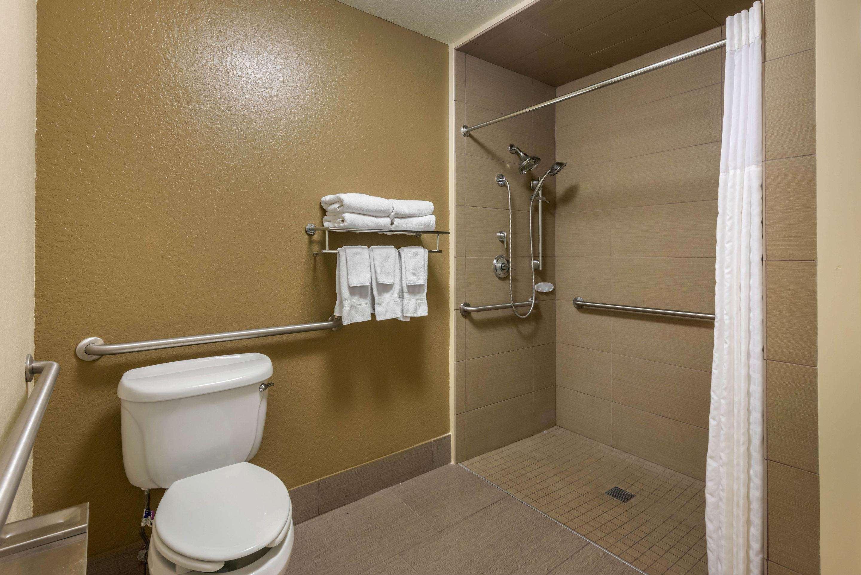 Comfort The Villages Hotel 3*